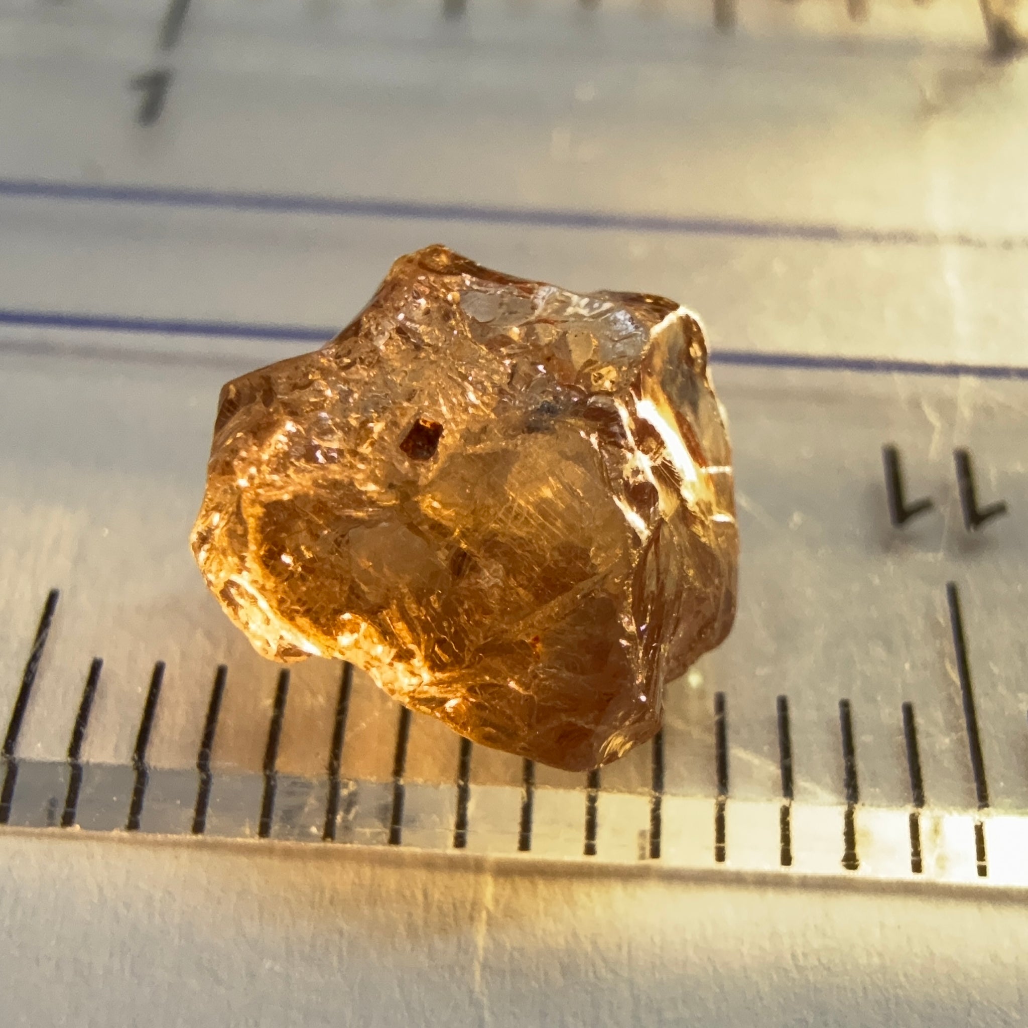 Colour Change Garnet, 2.71ct, Tanzania, Untreated Unheated, slight inclusions on the outside, rest clean