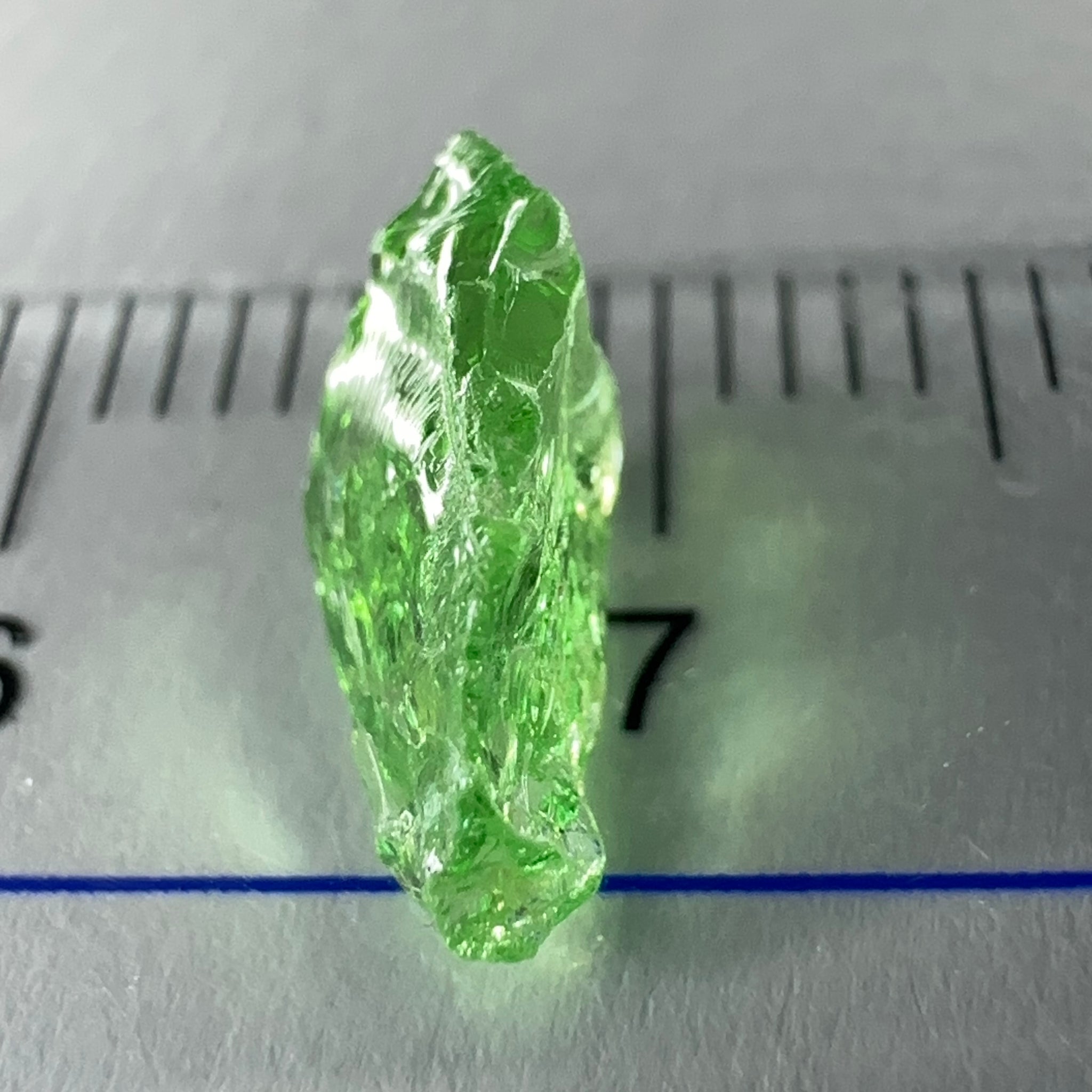 Tsavorite, 1.42ct, Tanzania, Untreated Unheated, slight veils