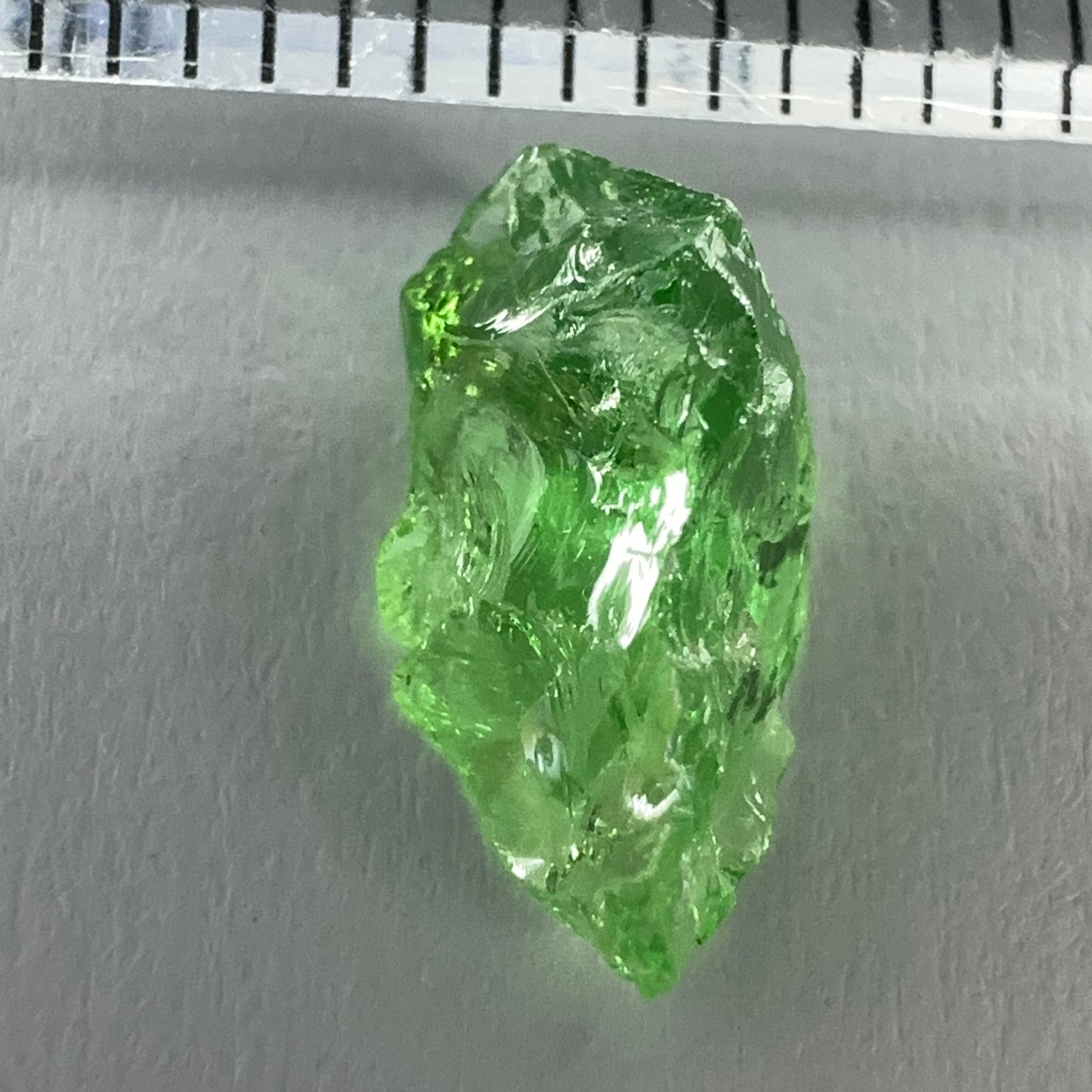 Tsavorite, 1.42ct, Tanzania, Untreated Unheated, slight veils