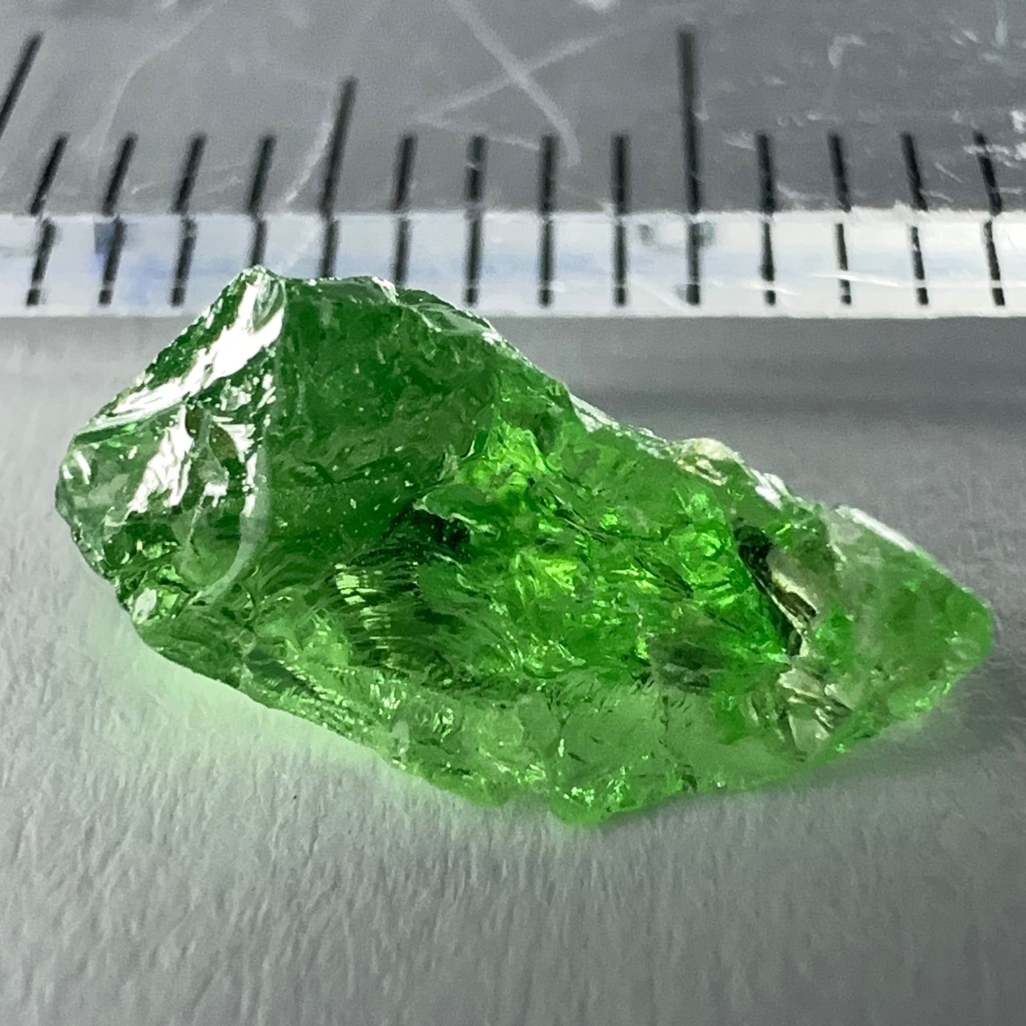 Tsavorite, 1.42ct, Tanzania, Untreated Unheated, slight veils