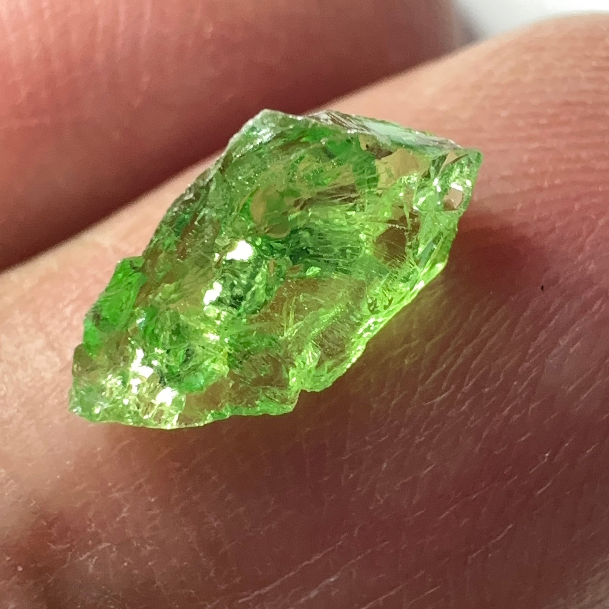 Tsavorite, 1.42ct, Tanzania, Untreated Unheated, slight veils