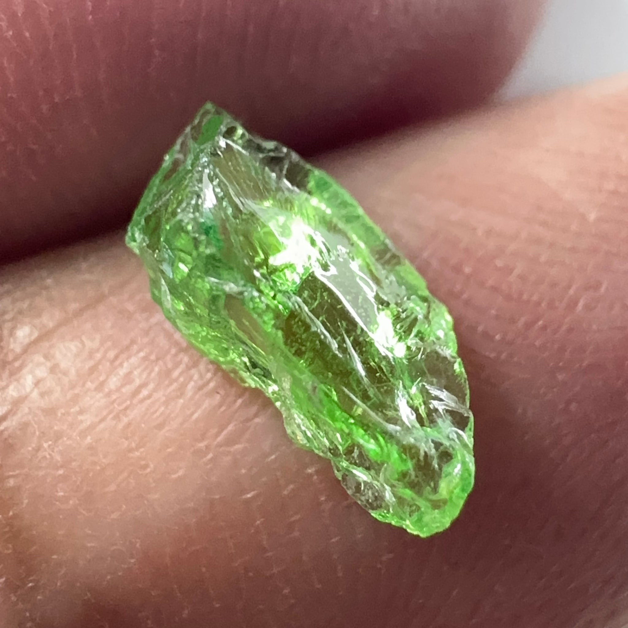 Tsavorite, 1.42ct, Tanzania, Untreated Unheated, slight veils