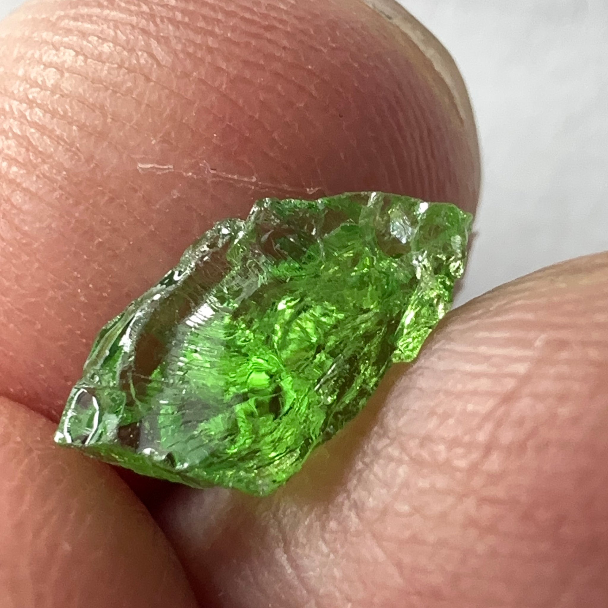 Tsavorite, 1.42ct, Tanzania, Untreated Unheated, slight veils
