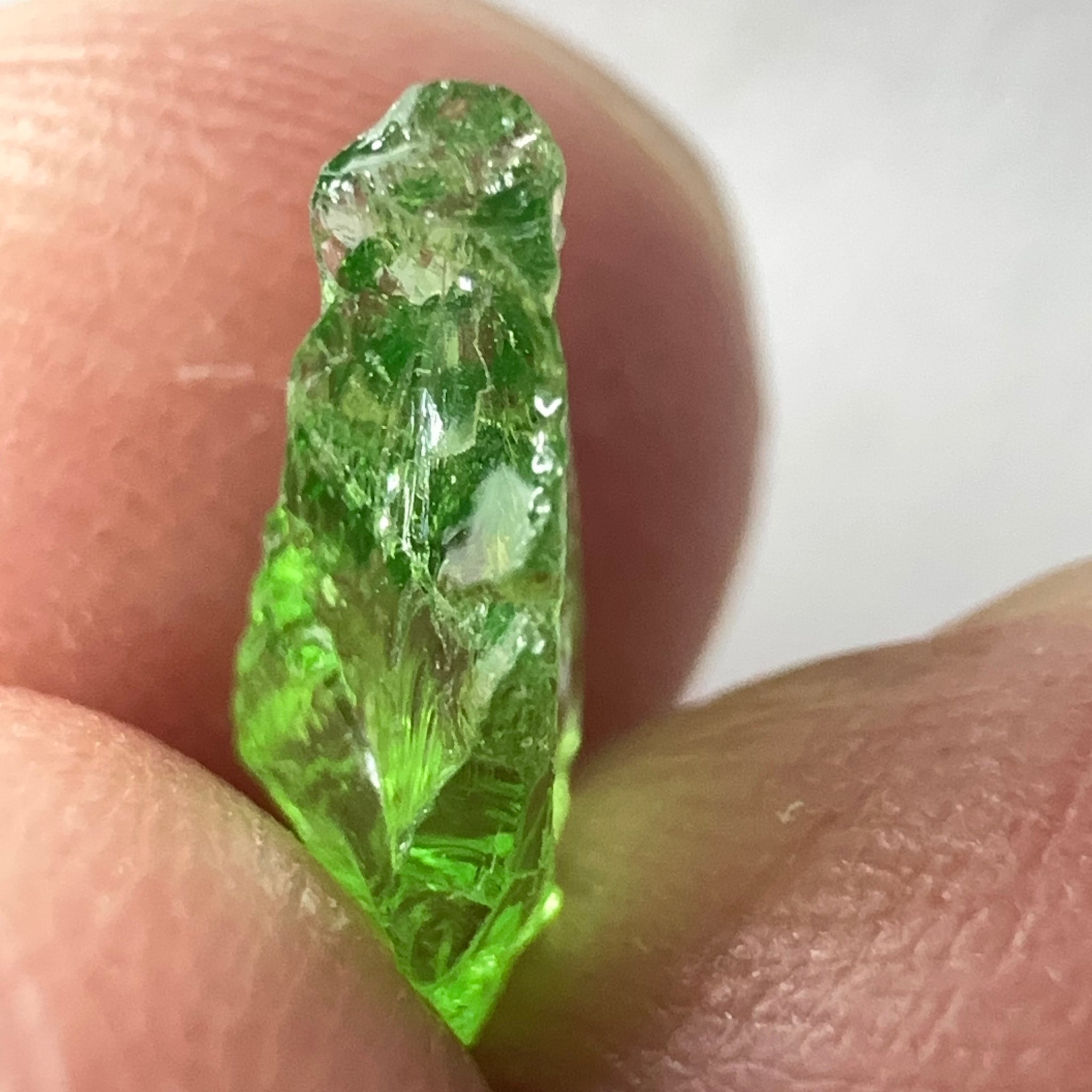 Tsavorite, 1.42ct, Tanzania, Untreated Unheated, slight veils