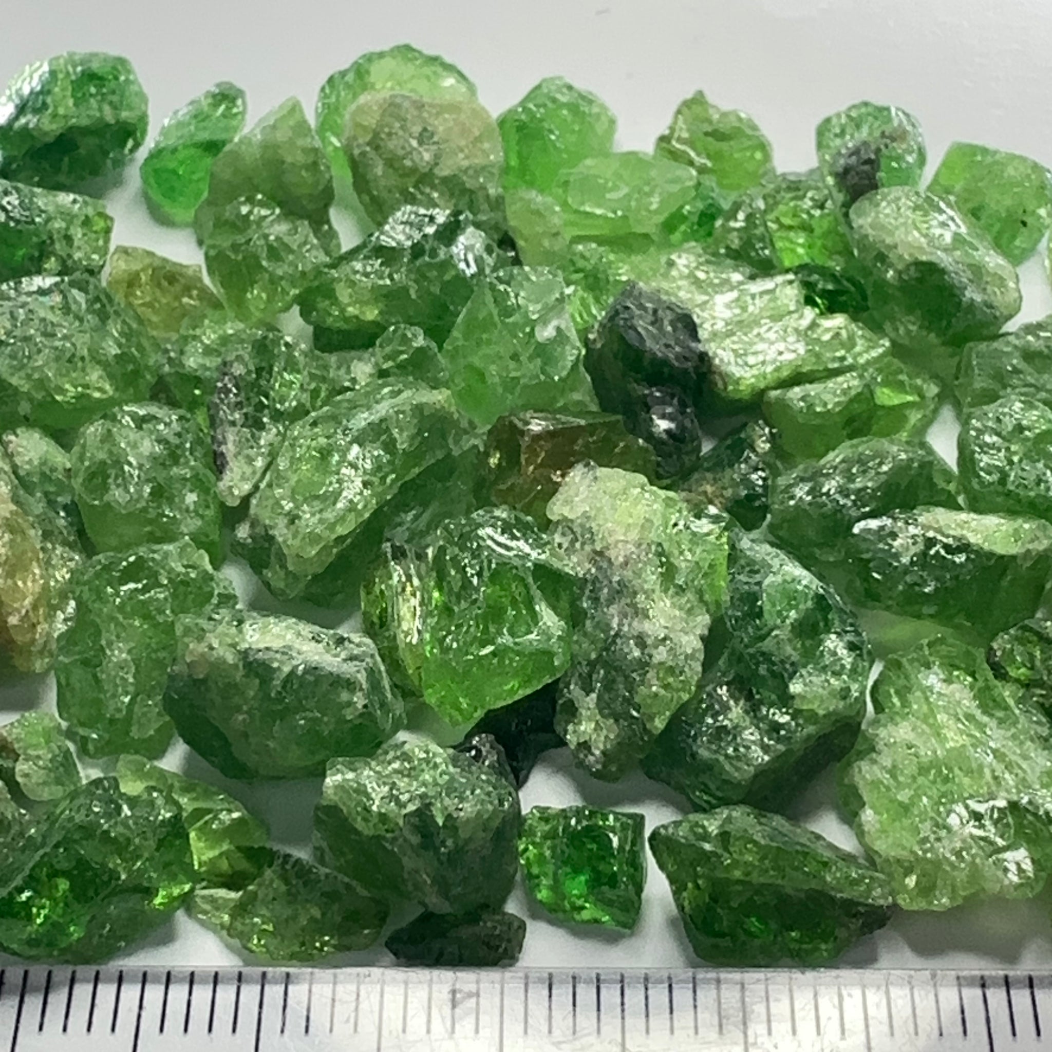 Tsavorite Lot, 39.90gm / 199.50ct, Tanzania, Untreated Unheated, heavily included, cab/specimen grade