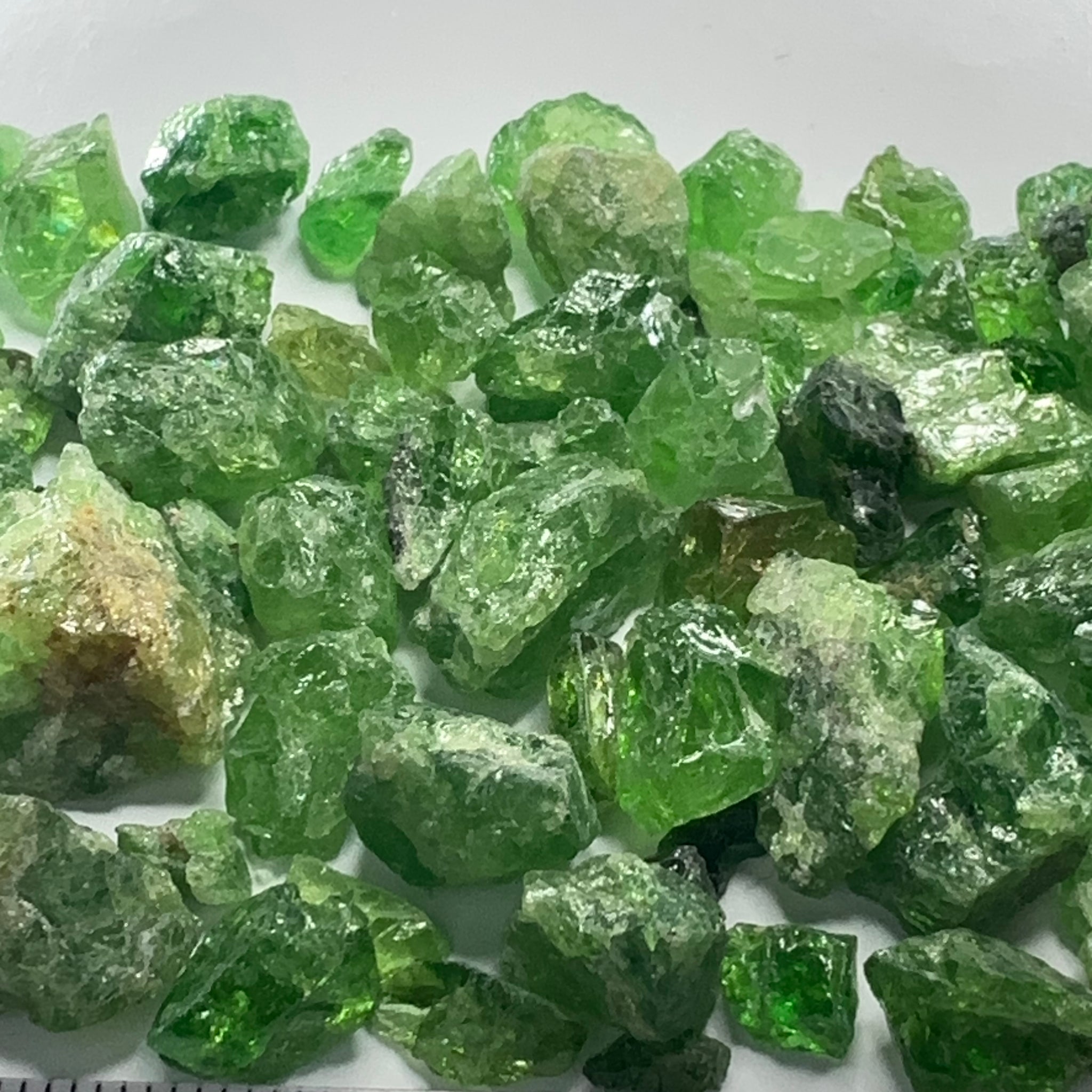 Tsavorite Lot, 39.90gm / 199.50ct, Tanzania, Untreated Unheated, heavily included, cab/specimen grade