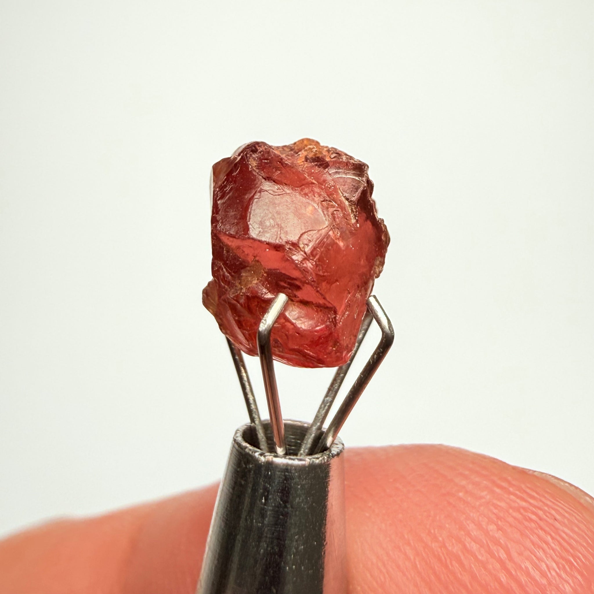 Malaya Garnet, 5.59ct, Tanzania, Untreated Unheated, slight issues on the outside that need to be ground off before faceting, will take off 1/3rd of the stone, rest vvs-if