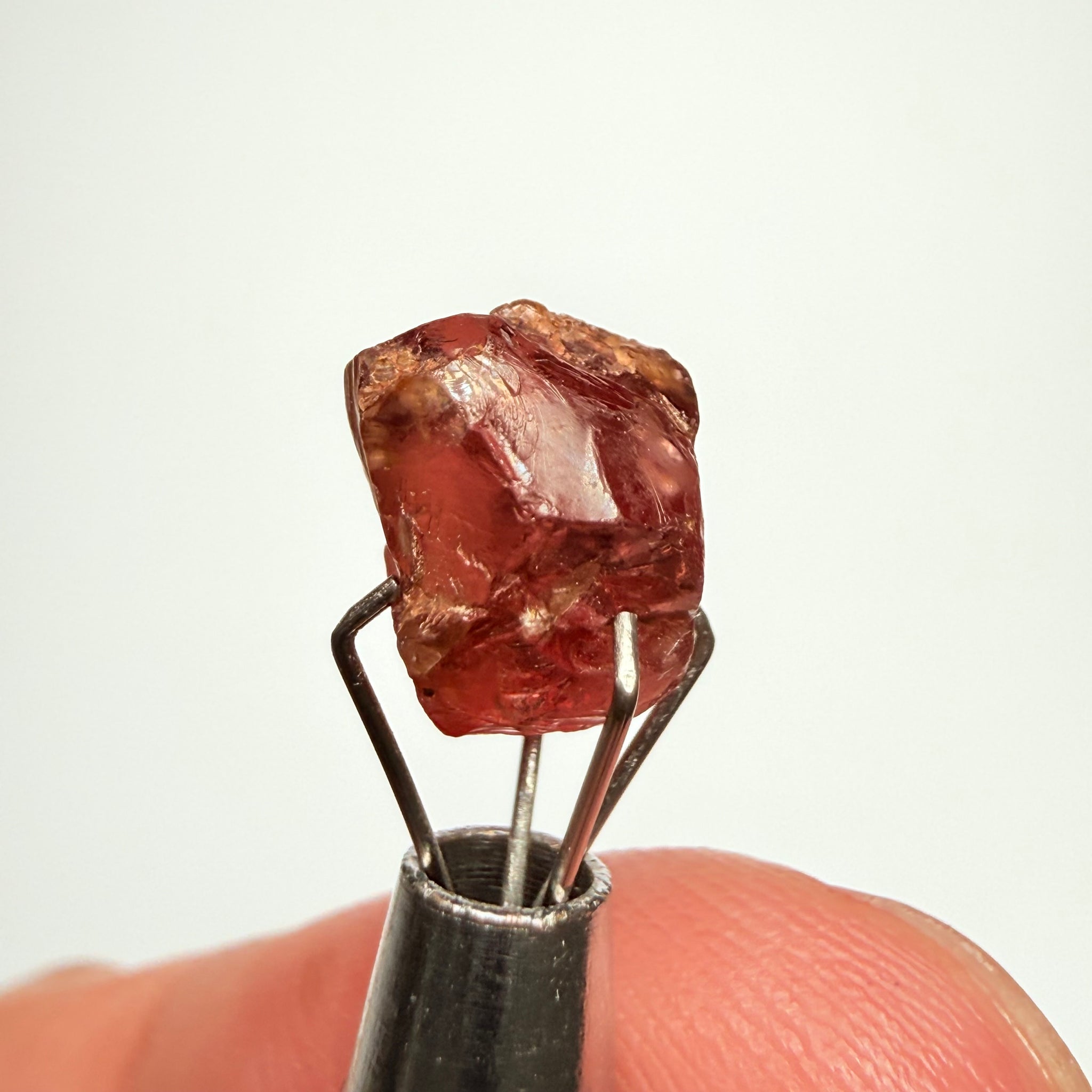 Malaya Garnet, 5.59ct, Tanzania, Untreated Unheated, slight issues on the outside that need to be ground off before faceting, will take off 1/3rd of the stone, rest vvs-if