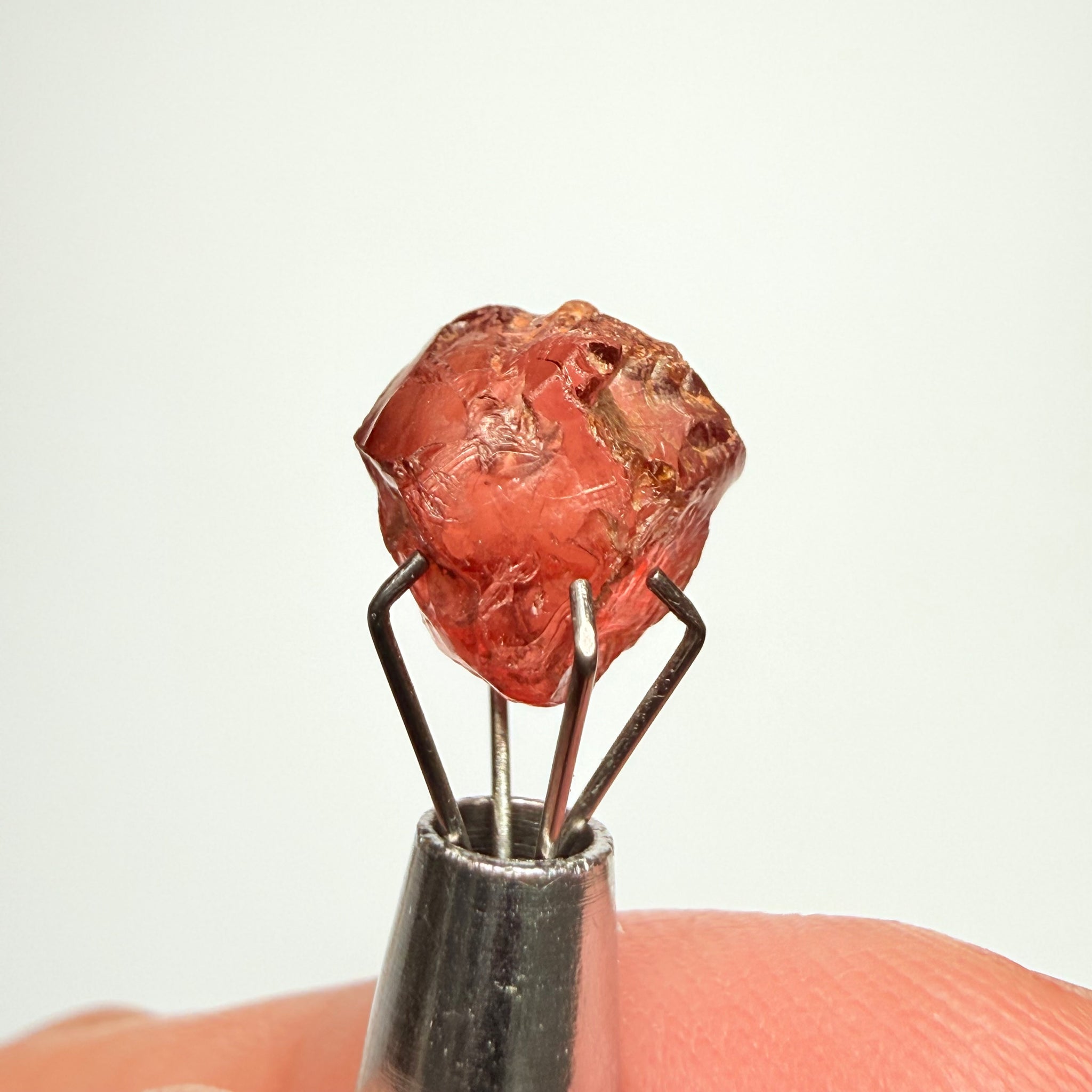 Malaya Garnet, 5.59ct, Tanzania, Untreated Unheated, slight issues on the outside that need to be ground off before faceting, will take off 1/3rd of the stone, rest vvs-if