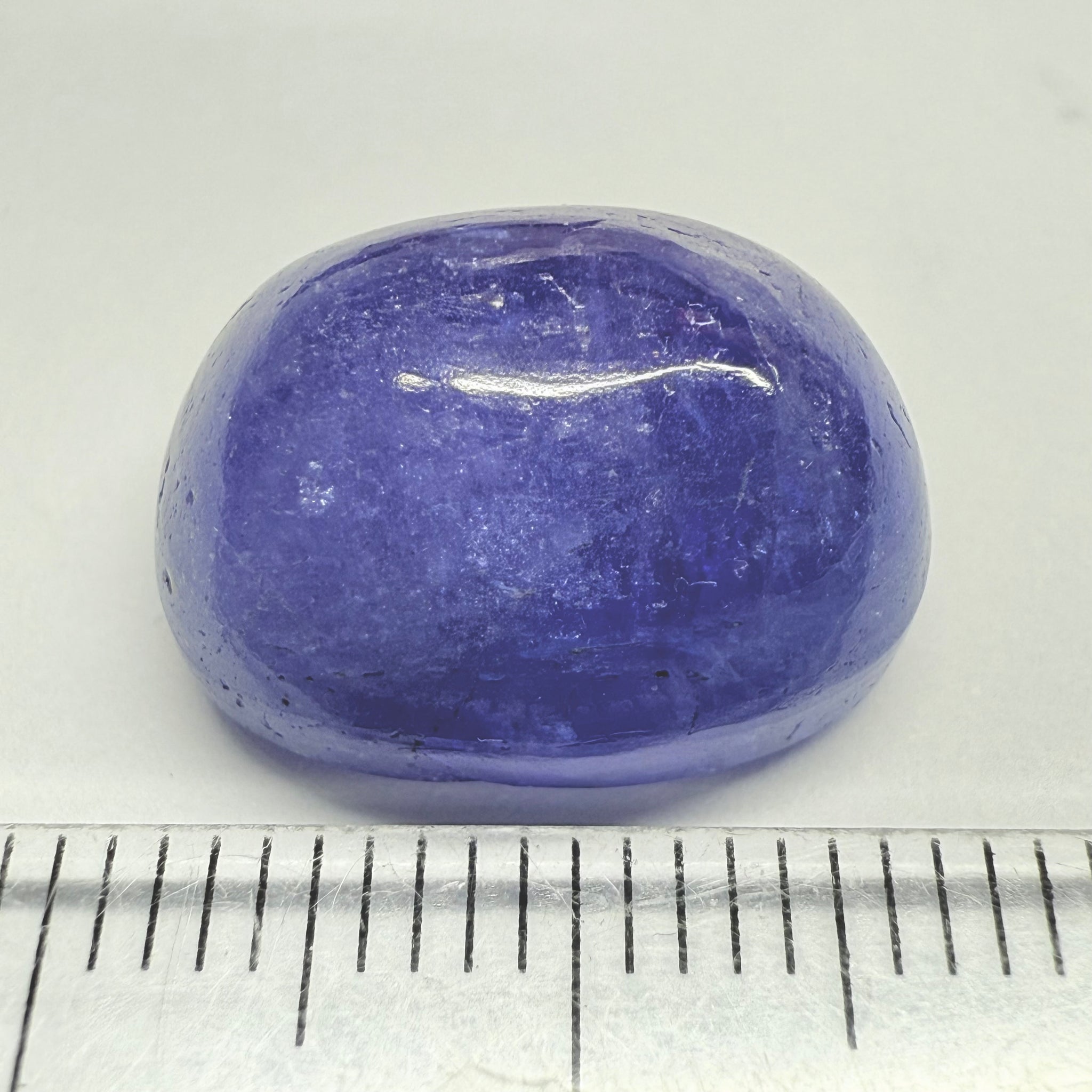 Tanzanite Cabochon, 19.38ct, Tanzania, gently heated