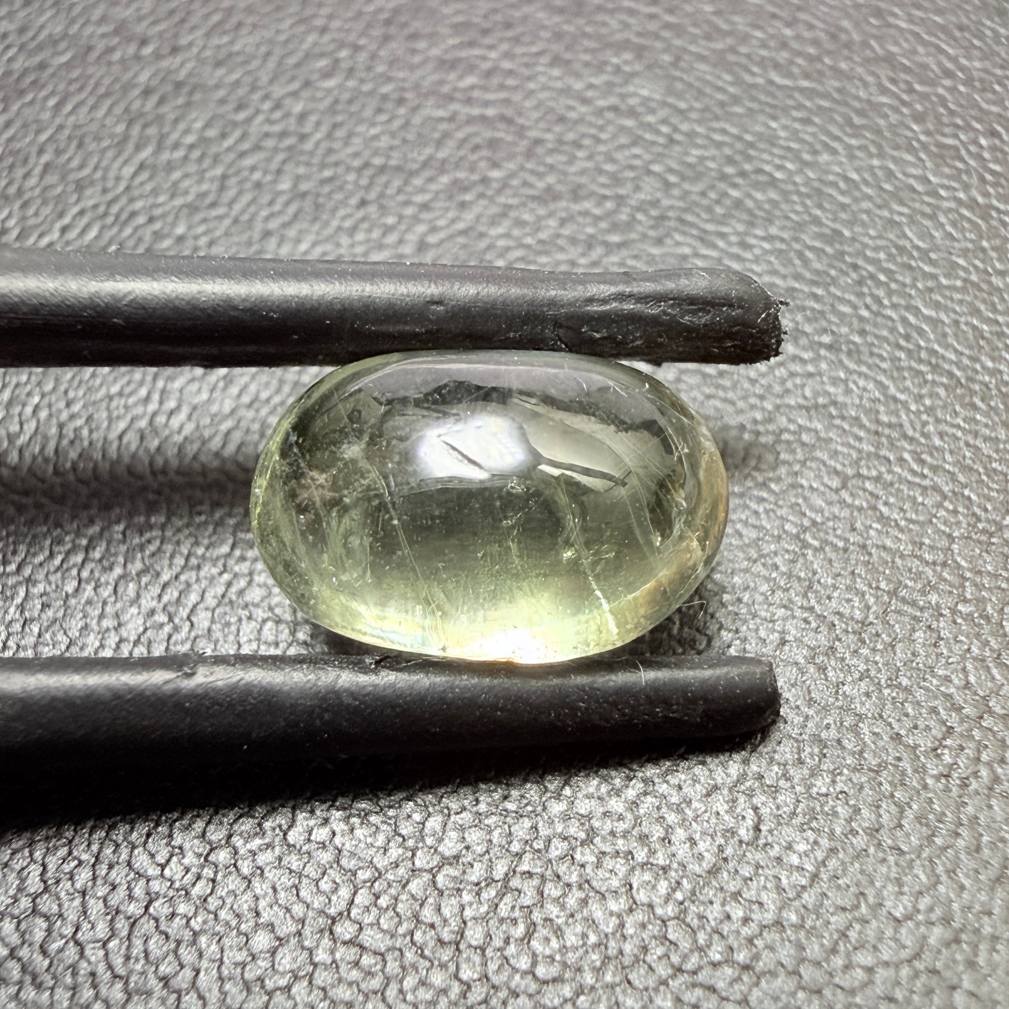 Sapphire Cabochon, 3.42ct, Umba Valley, Tanzania, Untreated Unheated, facet it and turn it into a cut stone