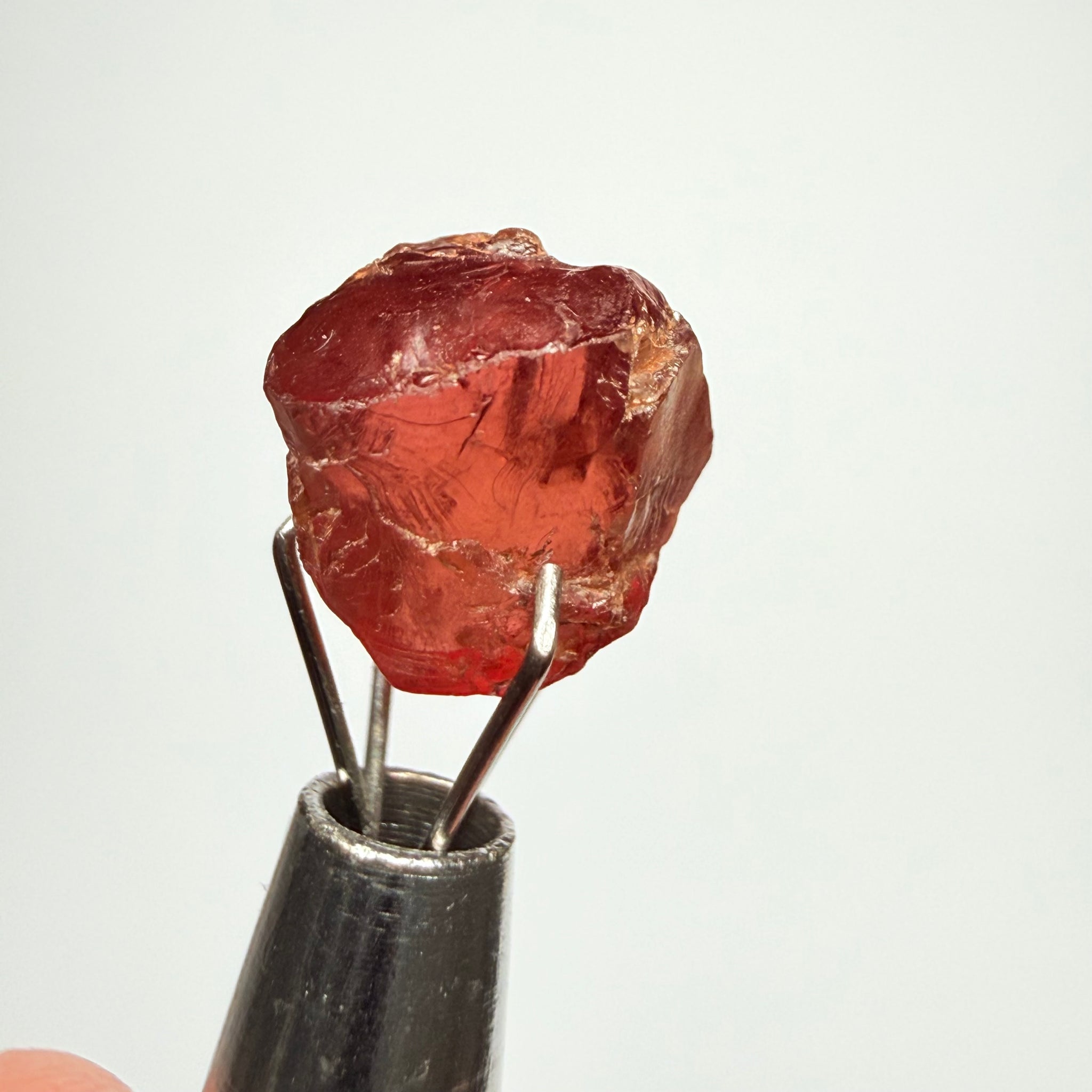 Malaya Garnet, 5.59ct, Tanzania, Untreated Unheated, slight issues on the outside that need to be ground off before faceting, will take off 1/3rd of the stone, rest vvs-if