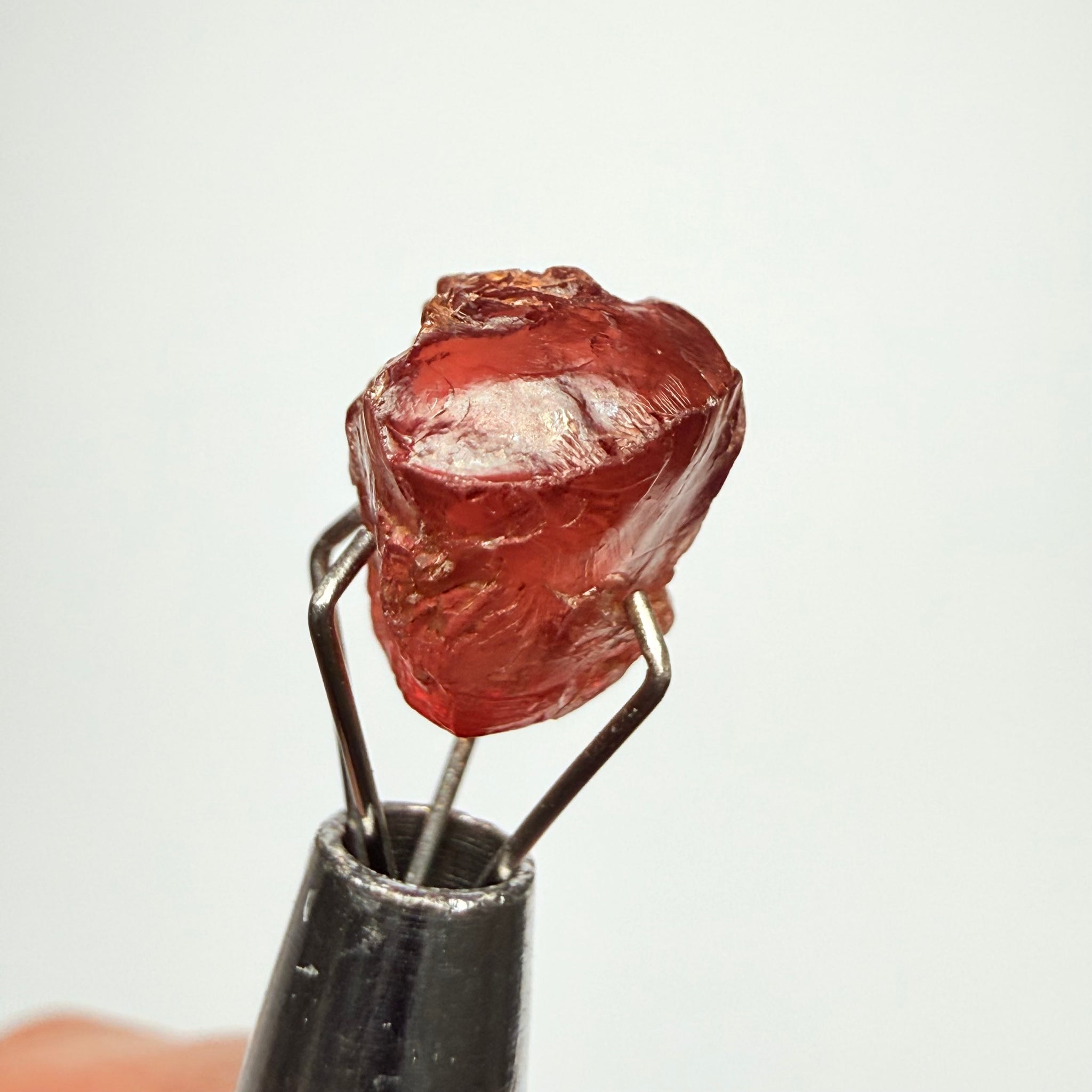 Malaya Garnet, 5.59ct, Tanzania, Untreated Unheated, slight issues on the outside that need to be ground off before faceting, will take off 1/3rd of the stone, rest vvs-if