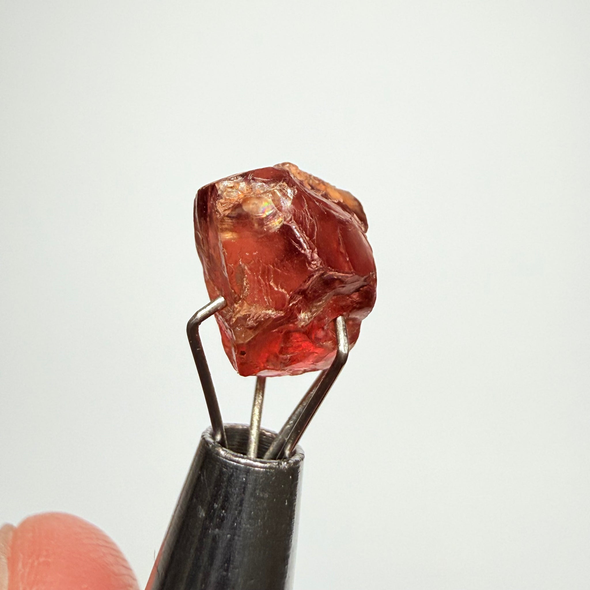Malaya Garnet, 5.59ct, Tanzania, Untreated Unheated, slight issues on the outside that need to be ground off before faceting, will take off 1/3rd of the stone, rest vvs-if