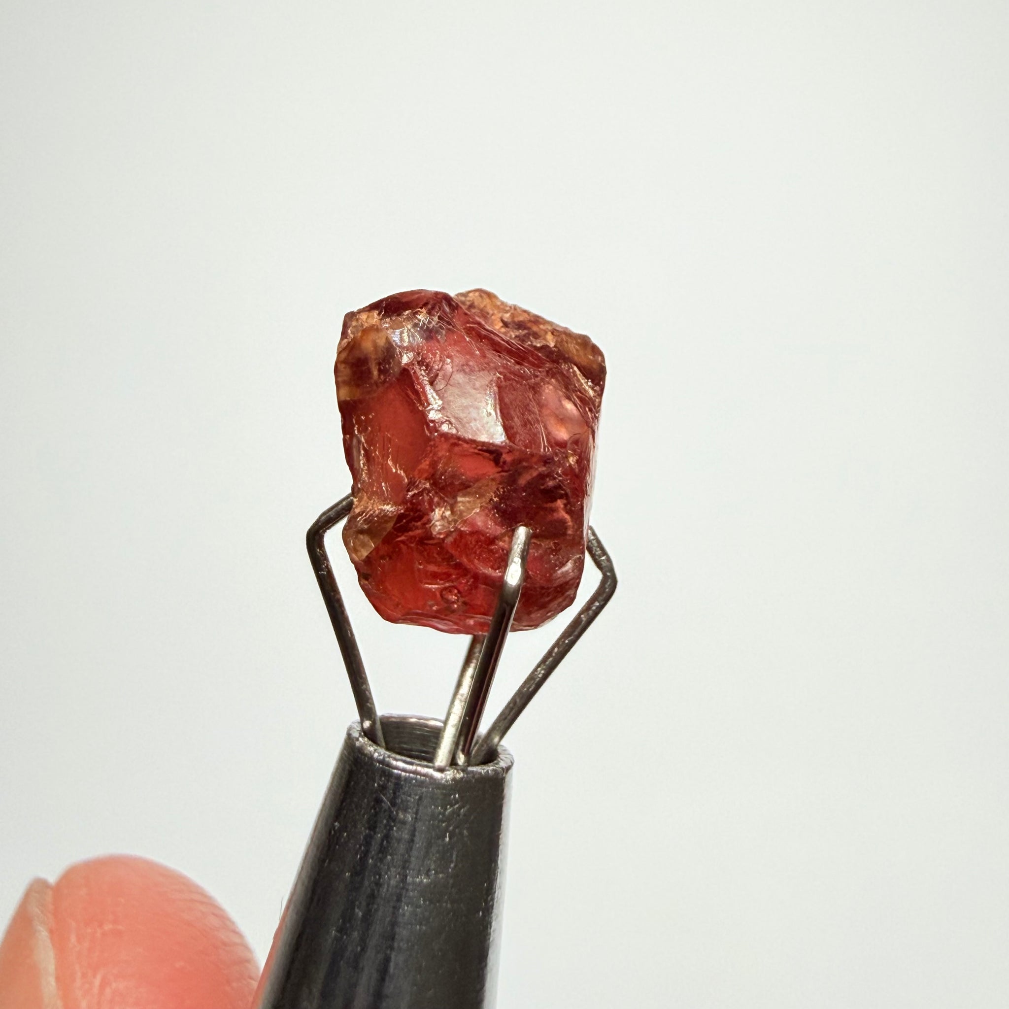Malaya Garnet, 5.59ct, Tanzania, Untreated Unheated, slight issues on the outside that need to be ground off before faceting, will take off 1/3rd of the stone, rest vvs-if