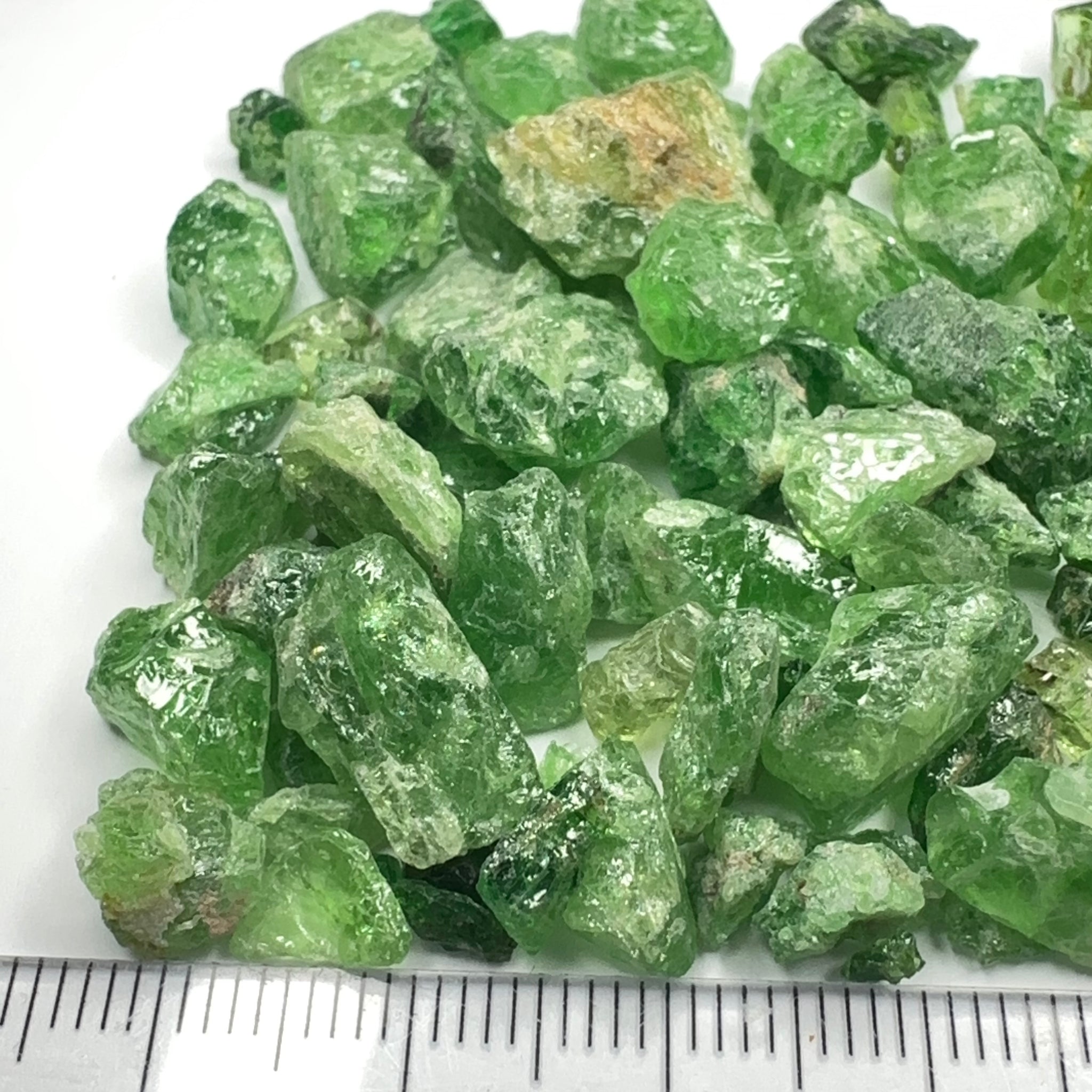 Tsavorite Lot, 39.90gm / 199.50ct, Tanzania, Untreated Unheated, heavily included, cab/specimen grade