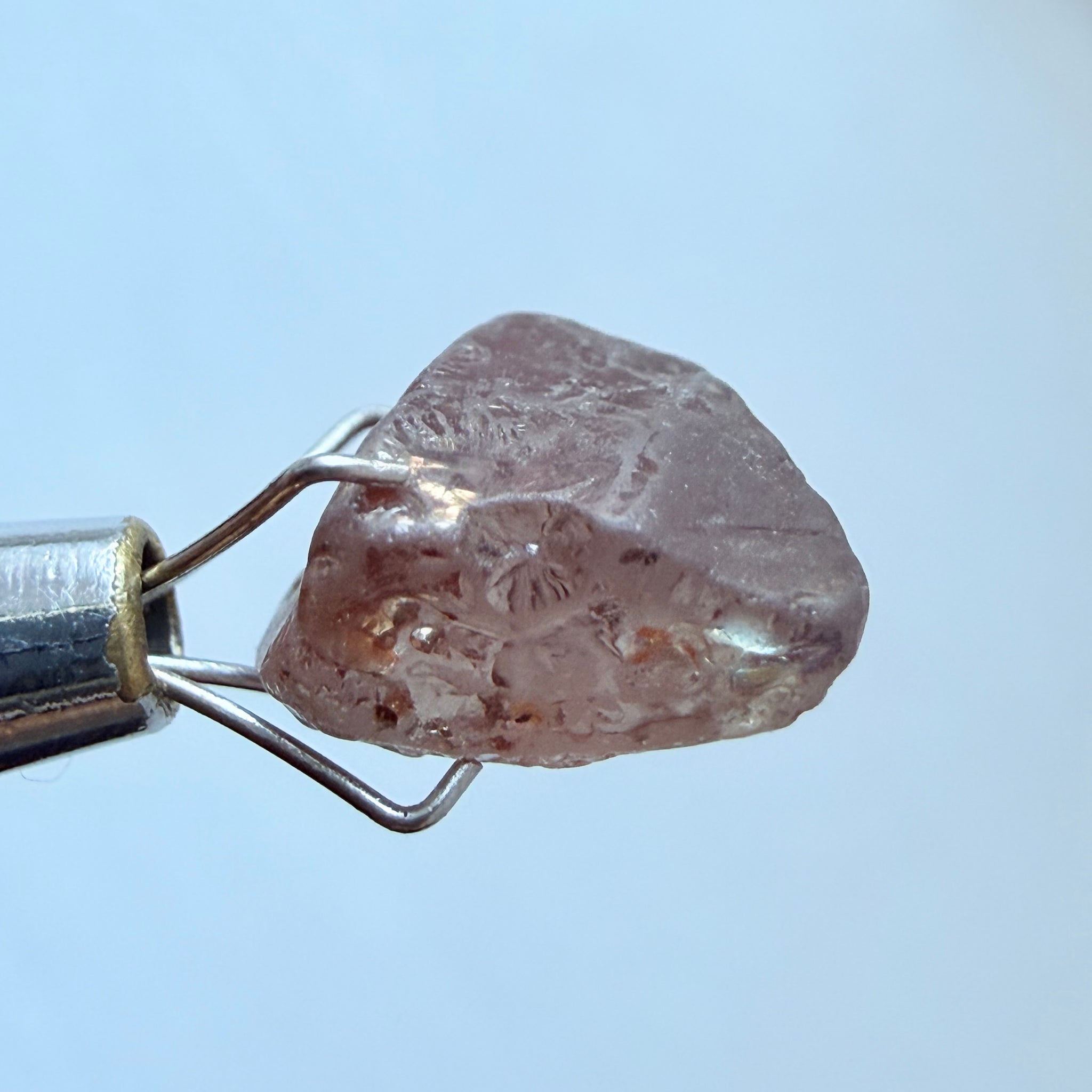 Colour Change Garnet, 4.47ct, Tanzania, Untreated Unheated, slight black crystal inclusions on the outer skin on one end, 1 ish mm into one side.  Rest vvs-if