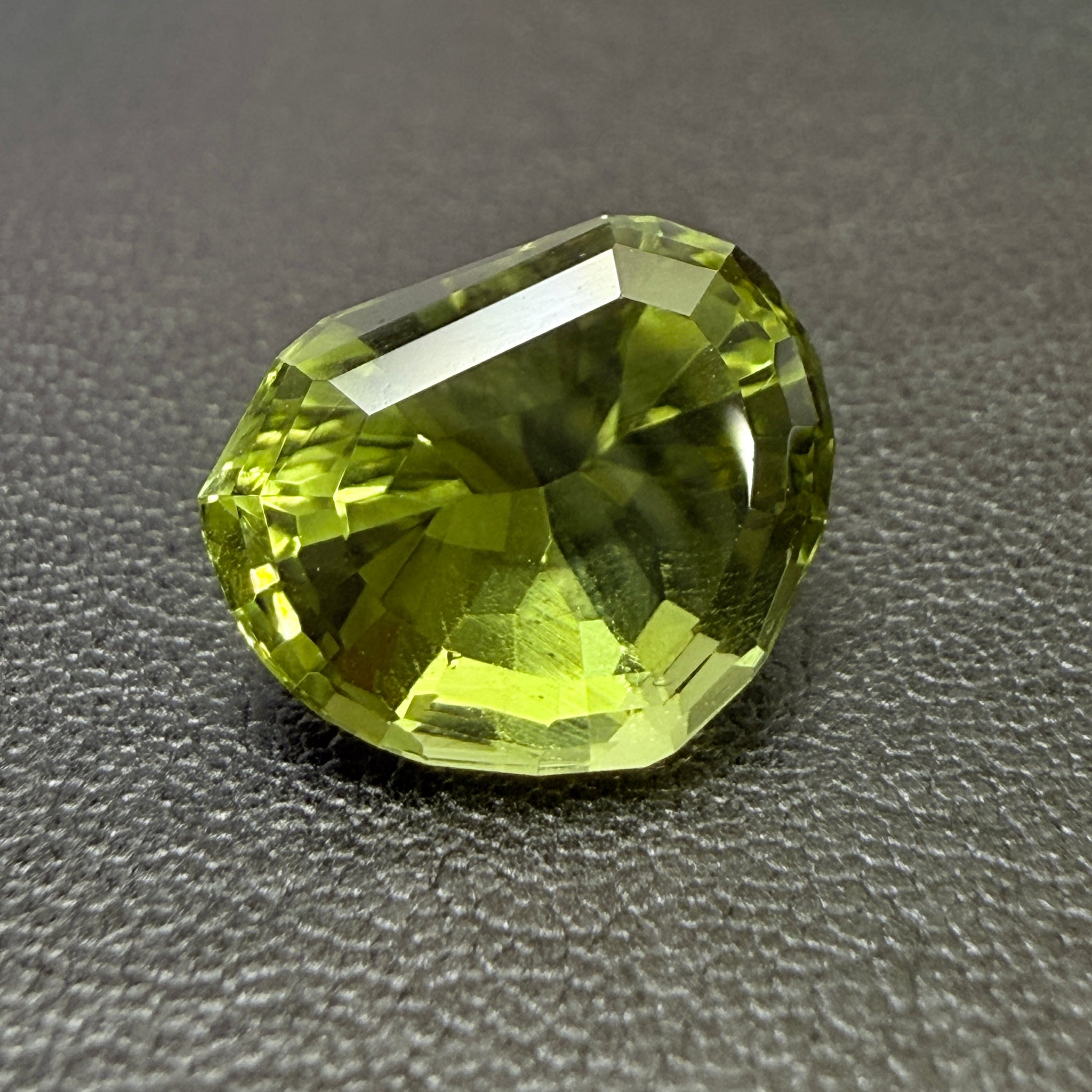 Tourmaline, fancy cut, 3.20ct, Tanzania, Untreated Unheated