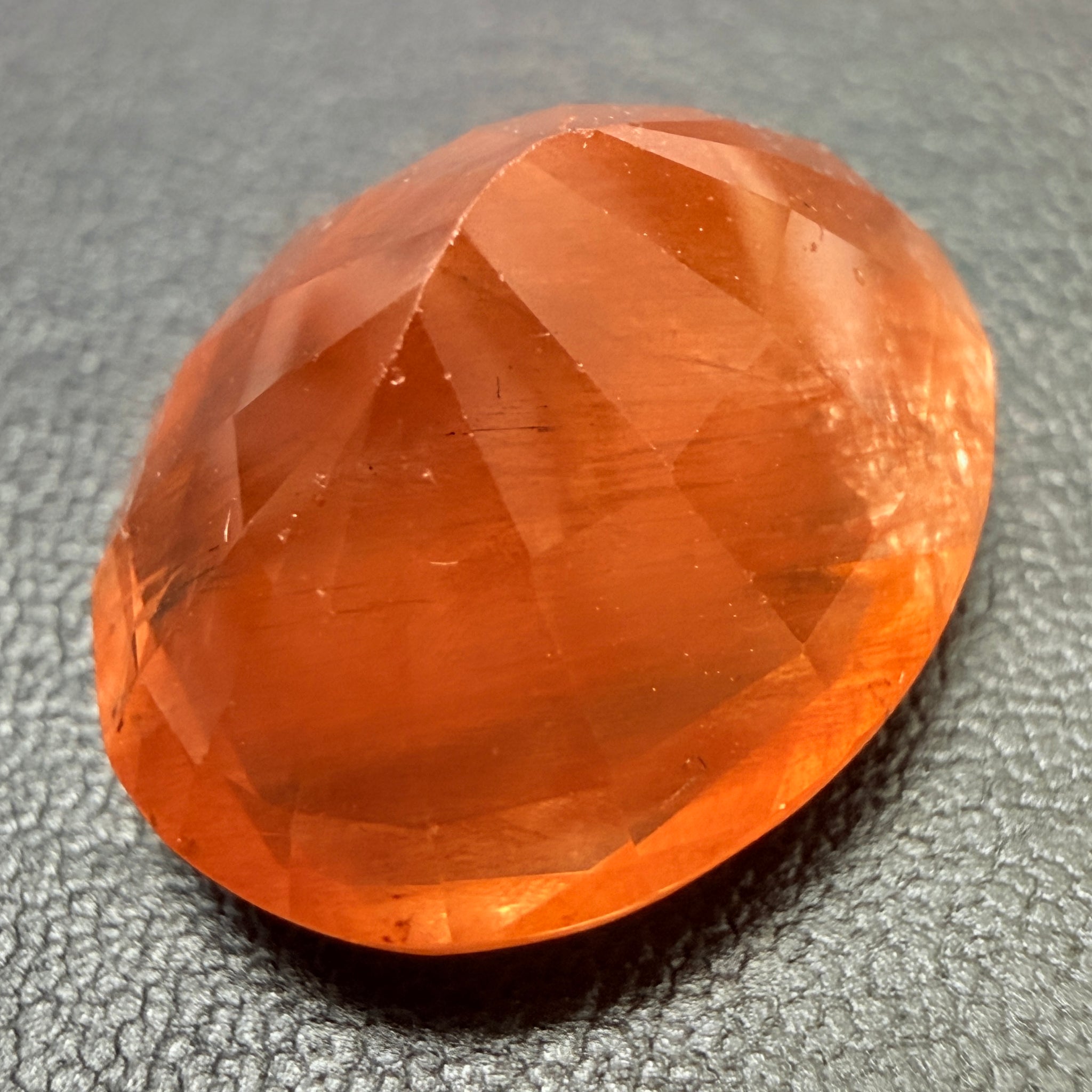 Red Scapolite, 8.47ct, Tanzania, Untreated Unheated, very rare, red under uv