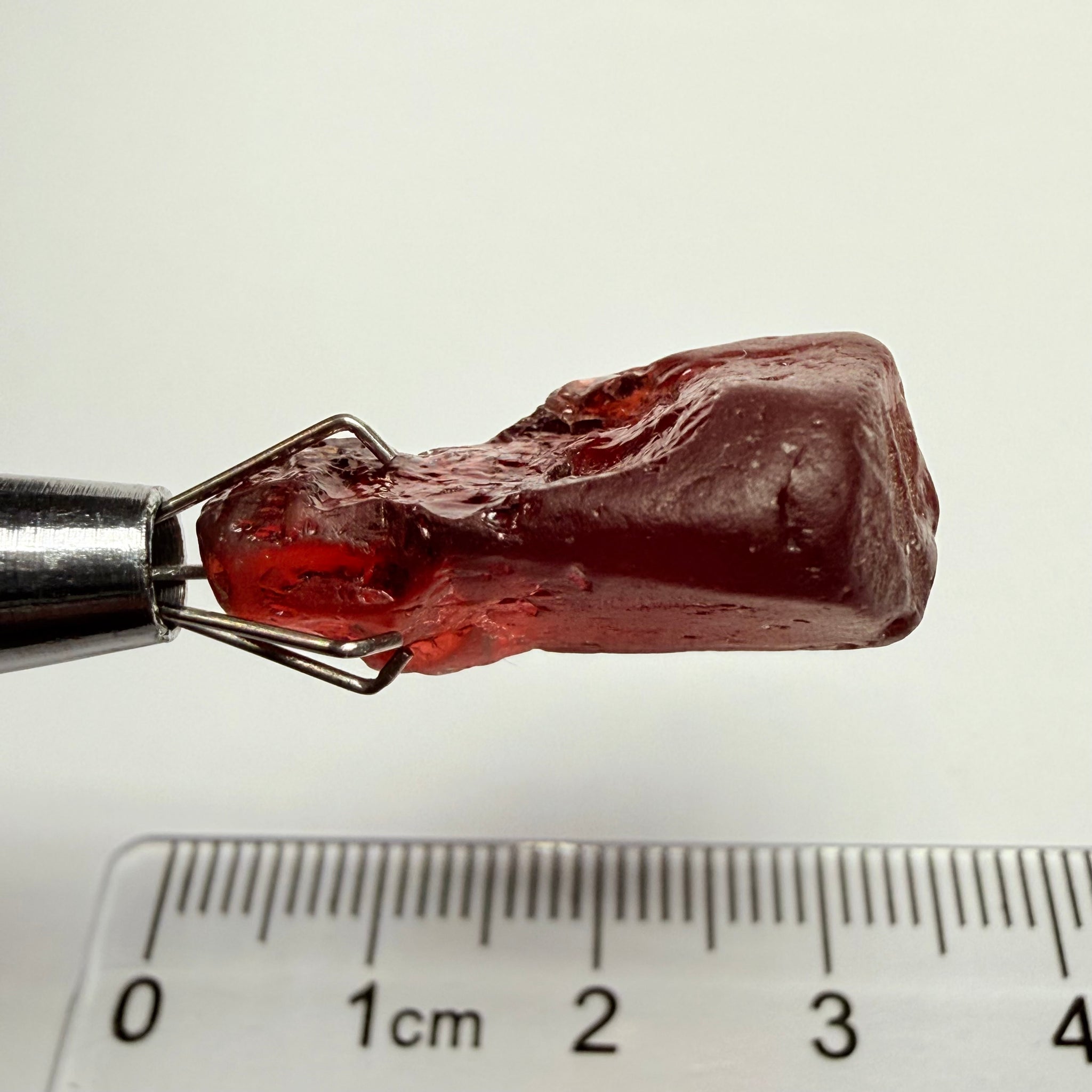 Umba Garnet, 22.67ct, Umba Tanzania, Untreated Unheated, vvs, mark shape, darkish tone