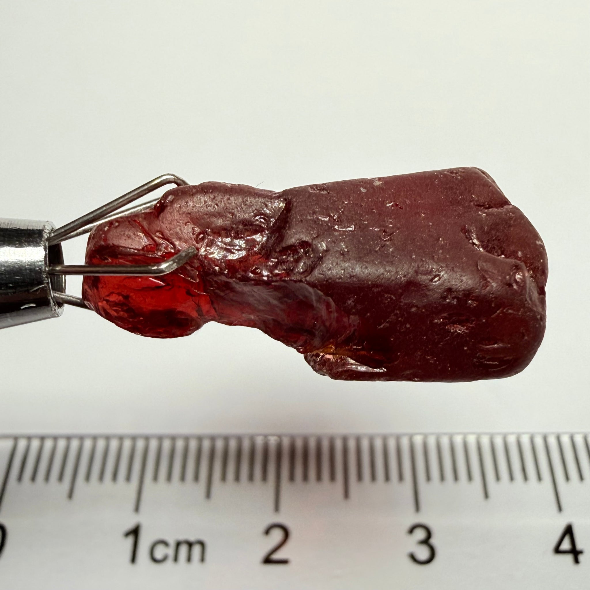 Umba Garnet, 22.67ct, Umba Tanzania, Untreated Unheated, vvs, mark shape, darkish tone