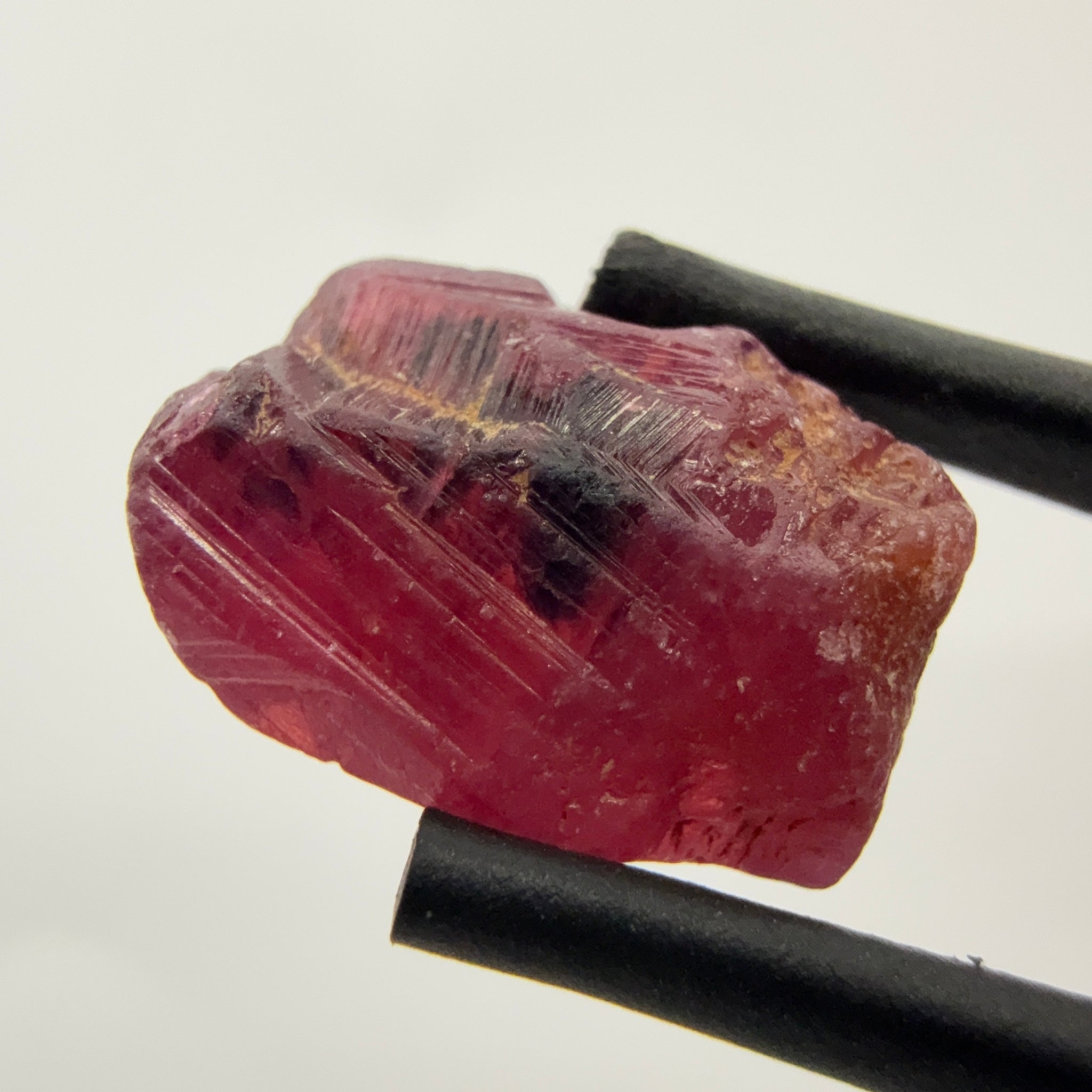 Winza Sapphire Crystal, 7.64ct, Winza Tanzania, see all sides in the pictures and video, superb etching, Untreated Unheated, 12.7 x 8.5 x 6.3mm