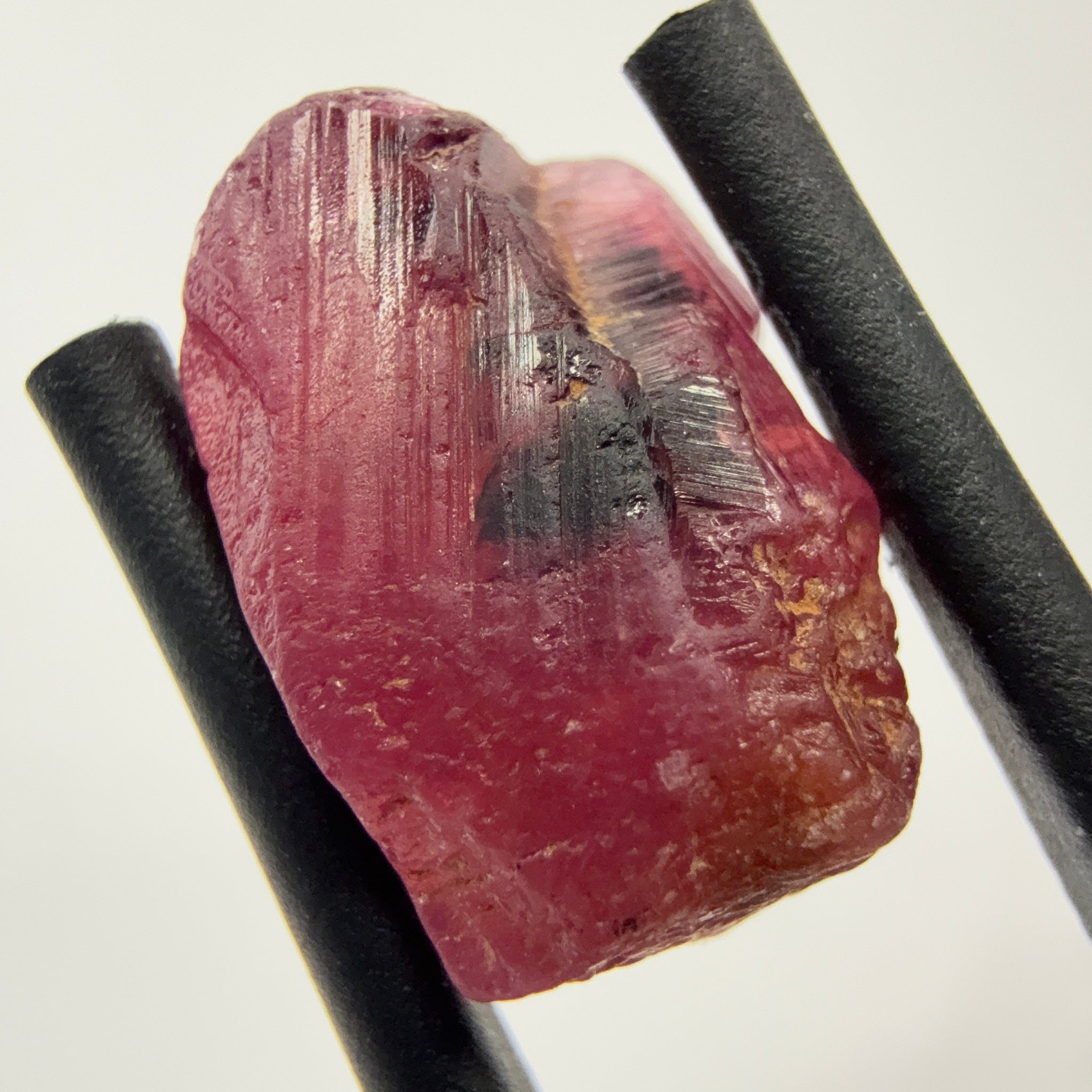 Winza Sapphire Crystal, 7.64ct, Winza Tanzania, see all sides in the pictures and video, superb etching, Untreated Unheated, 12.7 x 8.5 x 6.3mm