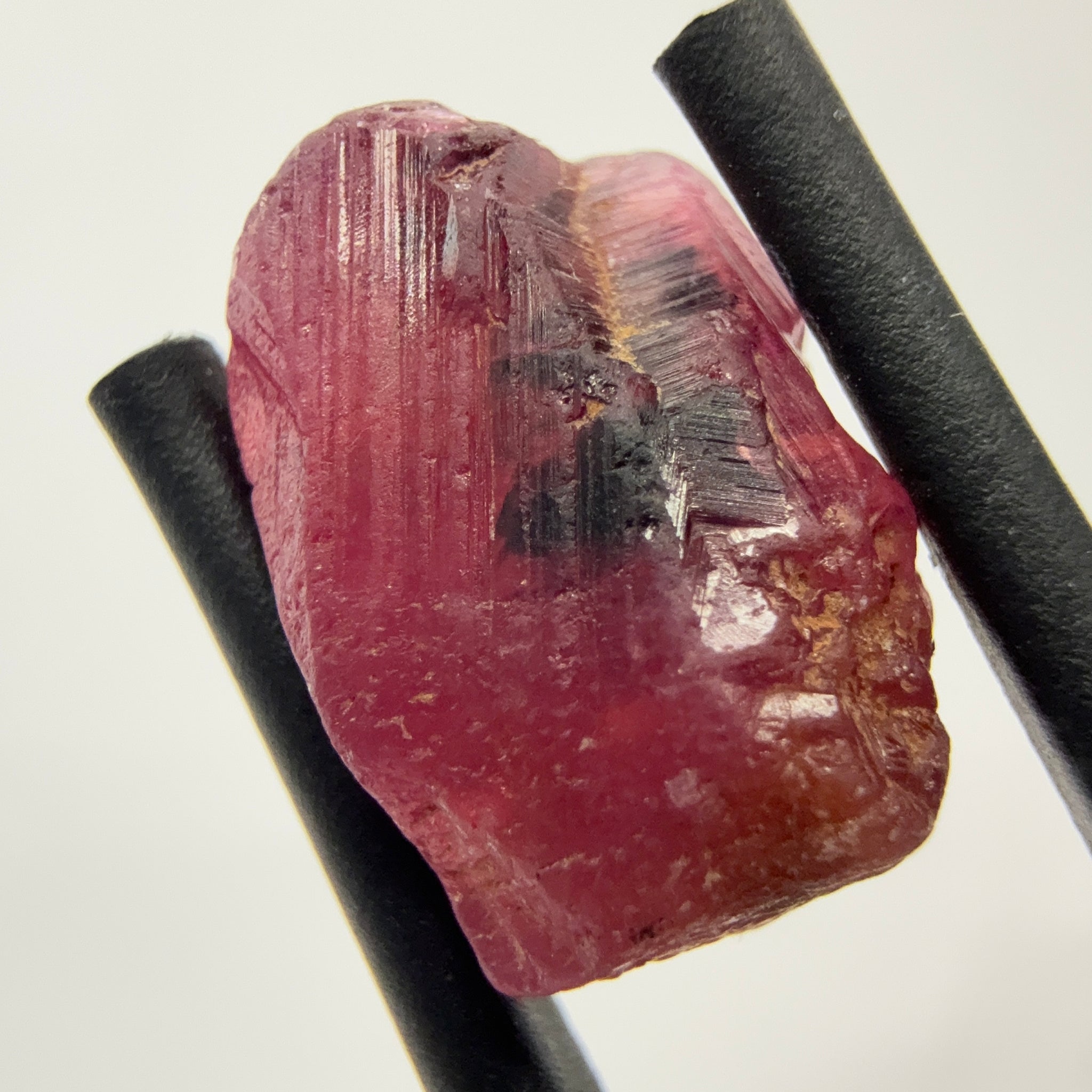 Winza Sapphire Crystal, 7.64ct, Winza Tanzania, see all sides in the pictures and video, superb etching, Untreated Unheated, 12.7 x 8.5 x 6.3mm