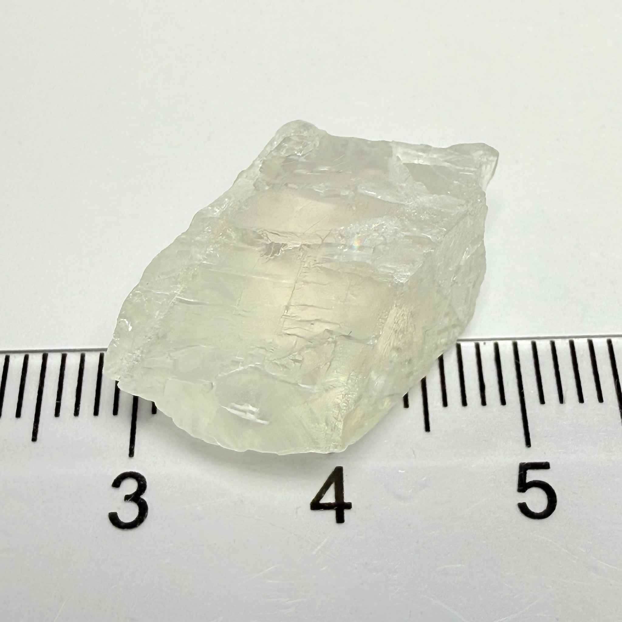 Blue Sheen Moonstone, 16.97ct, Tanzania, Untreated Unheated, mark the angle of the Sheen, I would suggest slicing it in 2, orientating it correctly and getting 2 identical stones from it, it’s clear inside
