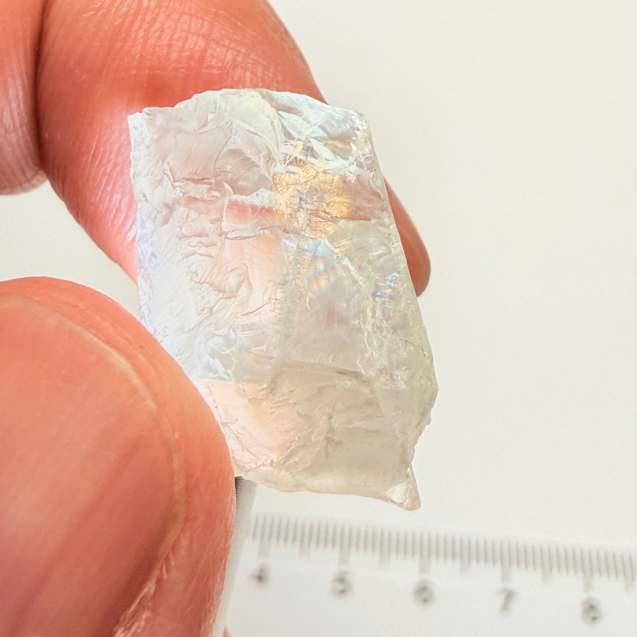 Blue Sheen Moonstone, 16.97ct, Tanzania, Untreated Unheated, mark the angle of the Sheen, I would suggest slicing it in 2, orientating it correctly and getting 2 identical stones from it, it’s clear inside