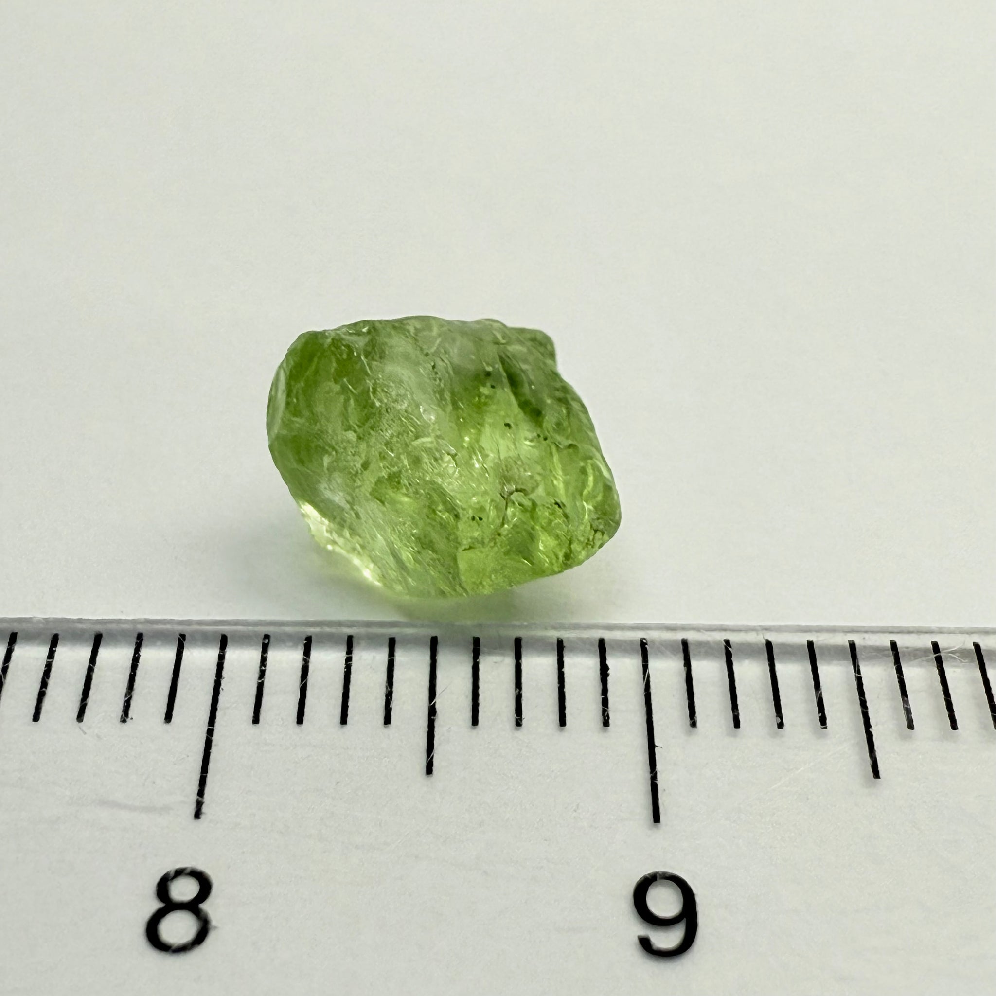 Tsavorite Garnet, 3.28ct, Tanzania, Untreated Unheated, veils and some tiny black spots, see pics