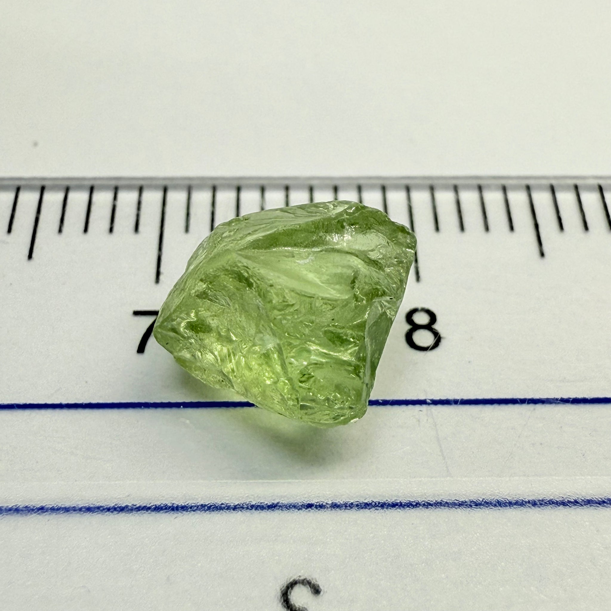 Tsavorite Garnet, 3.28ct, Tanzania, Untreated Unheated, veils and some tiny black spots, see pics