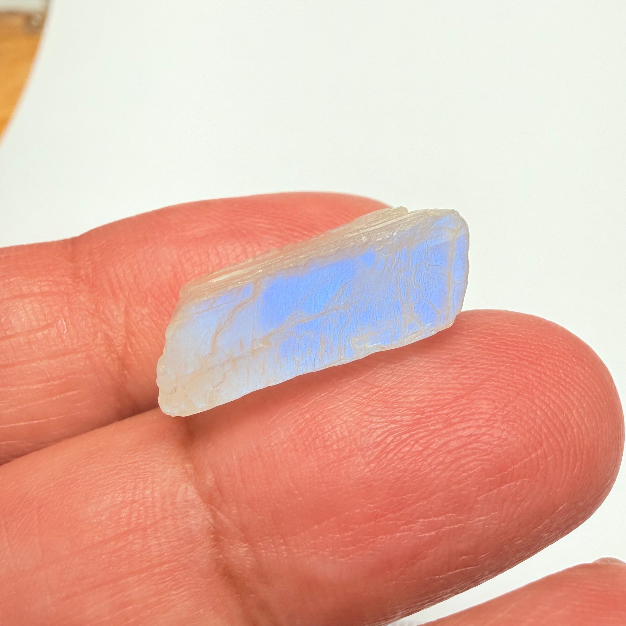 Blue Sheen Moonstone, 12.91ct, Tanzania, Untreated Unheated, mark the angle of the Sheen