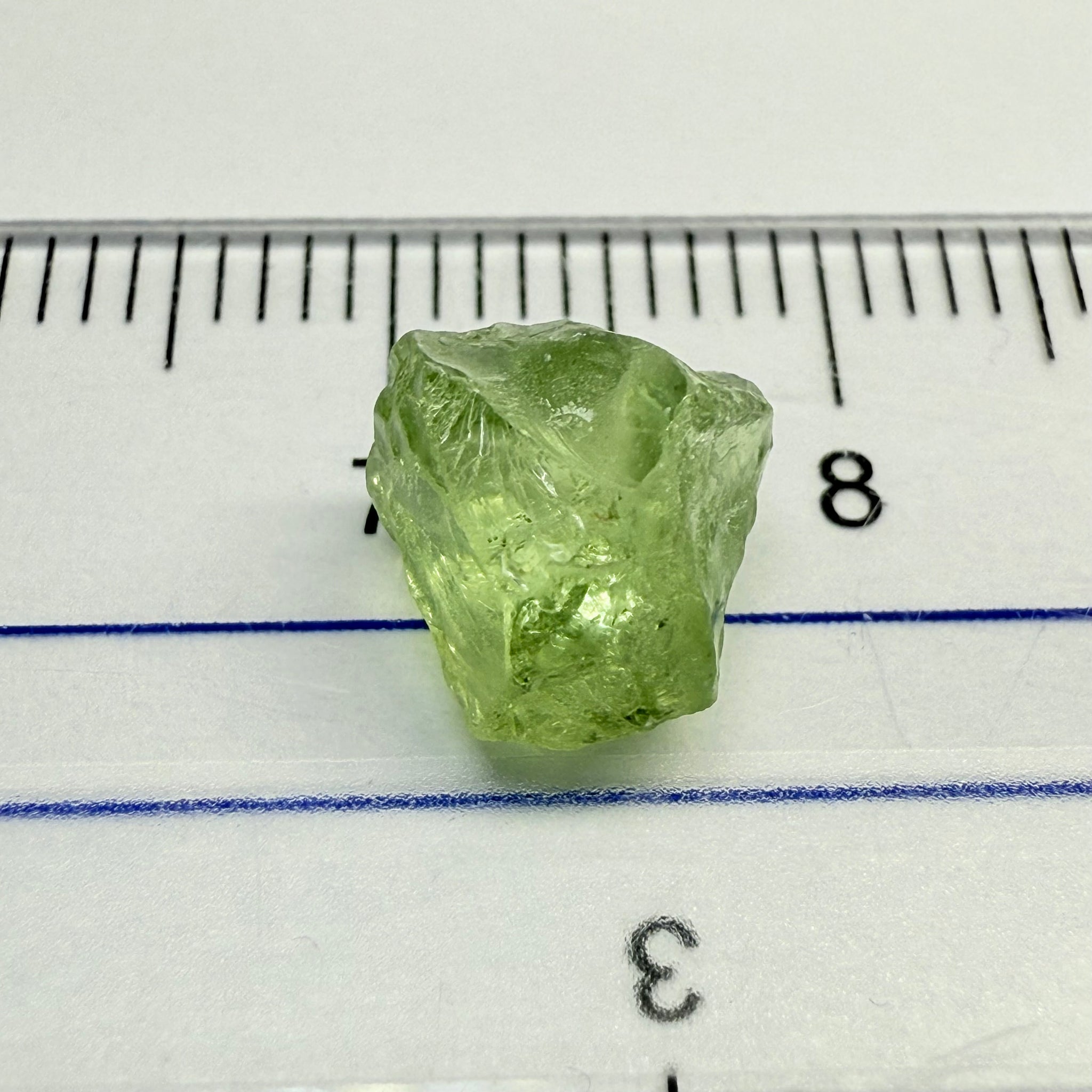 Tsavorite Garnet, 3.28ct, Tanzania, Untreated Unheated, veils and some tiny black spots, see pics