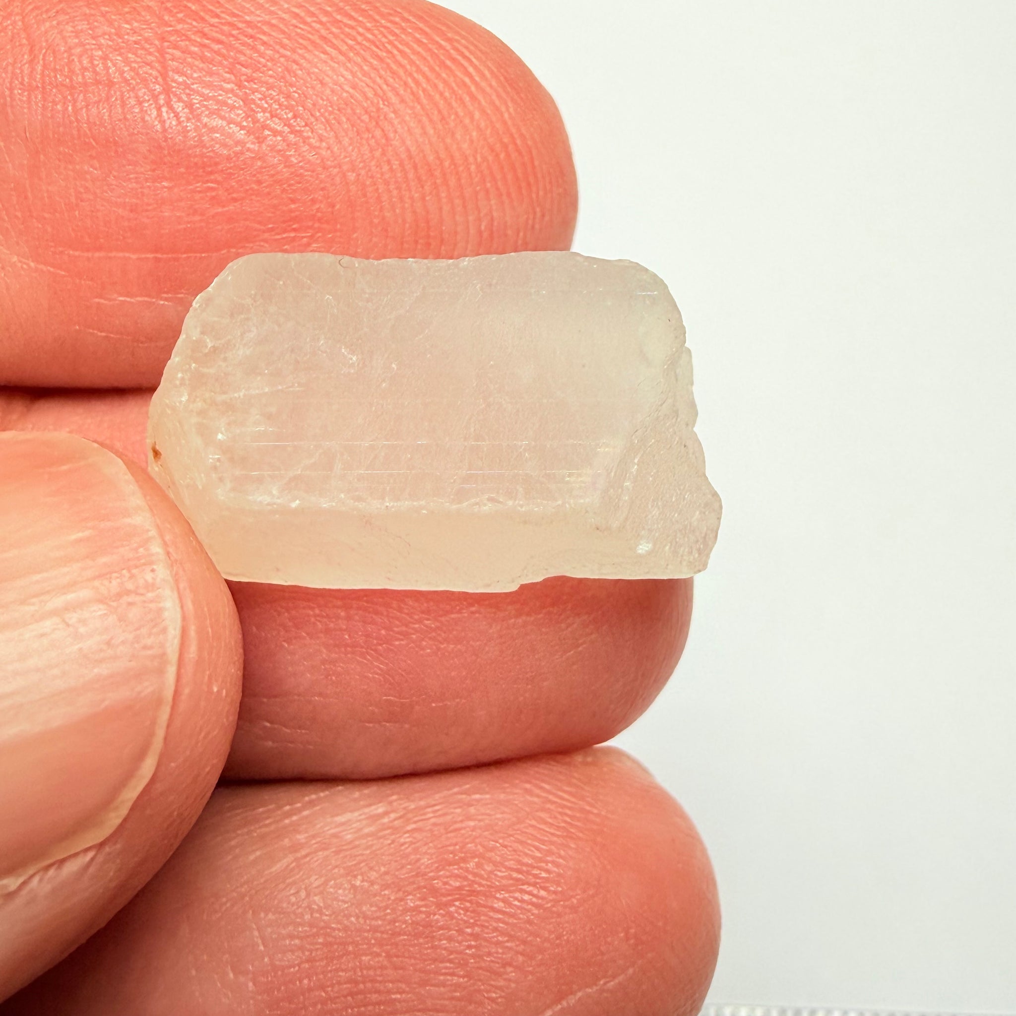 Blue Sheen Moonstone, 15.22ct, Tanzania, Untreated Unheated, mark the angle of the Sheen