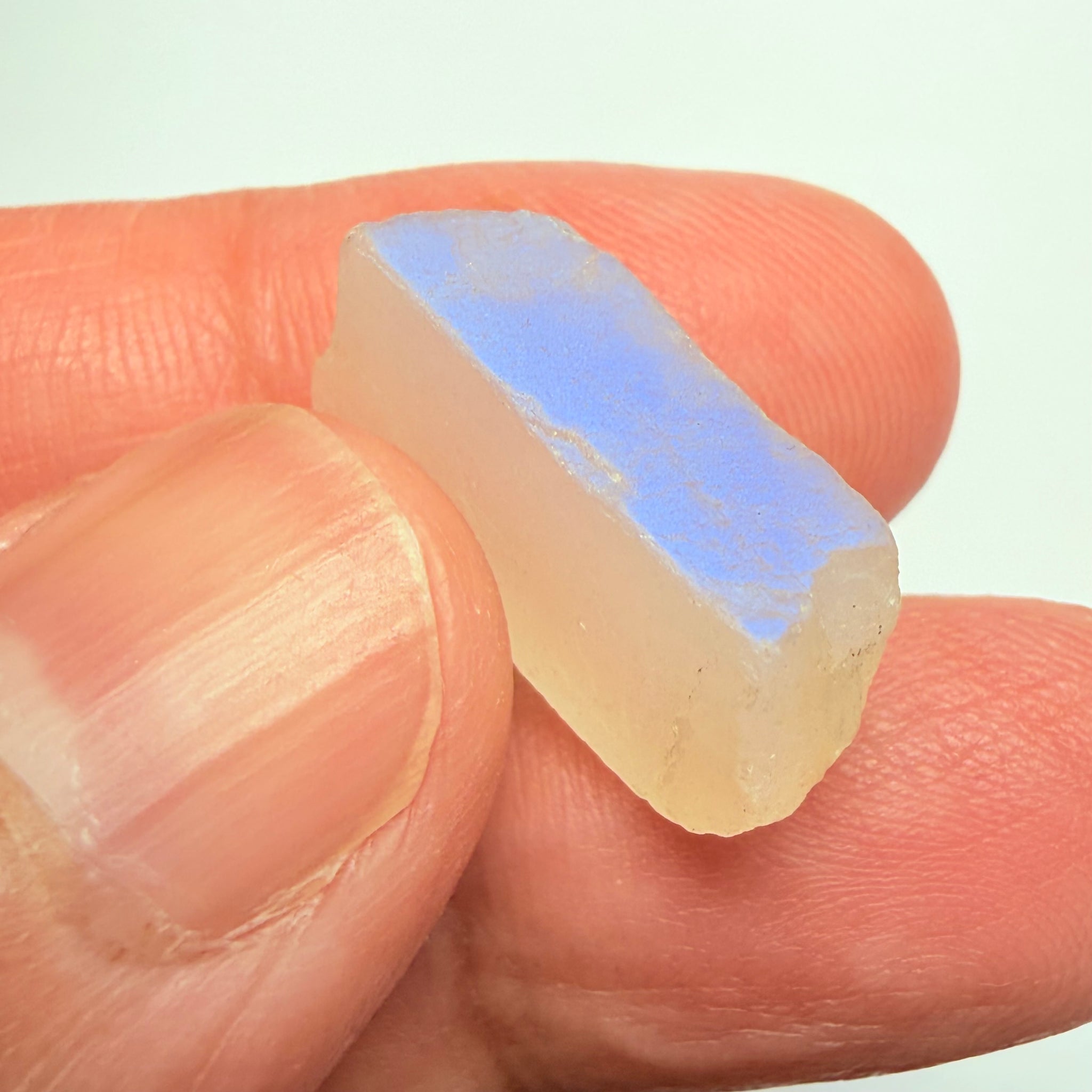 Blue Sheen Moonstone, 15.22ct, Tanzania, Untreated Unheated, mark the angle of the Sheen
