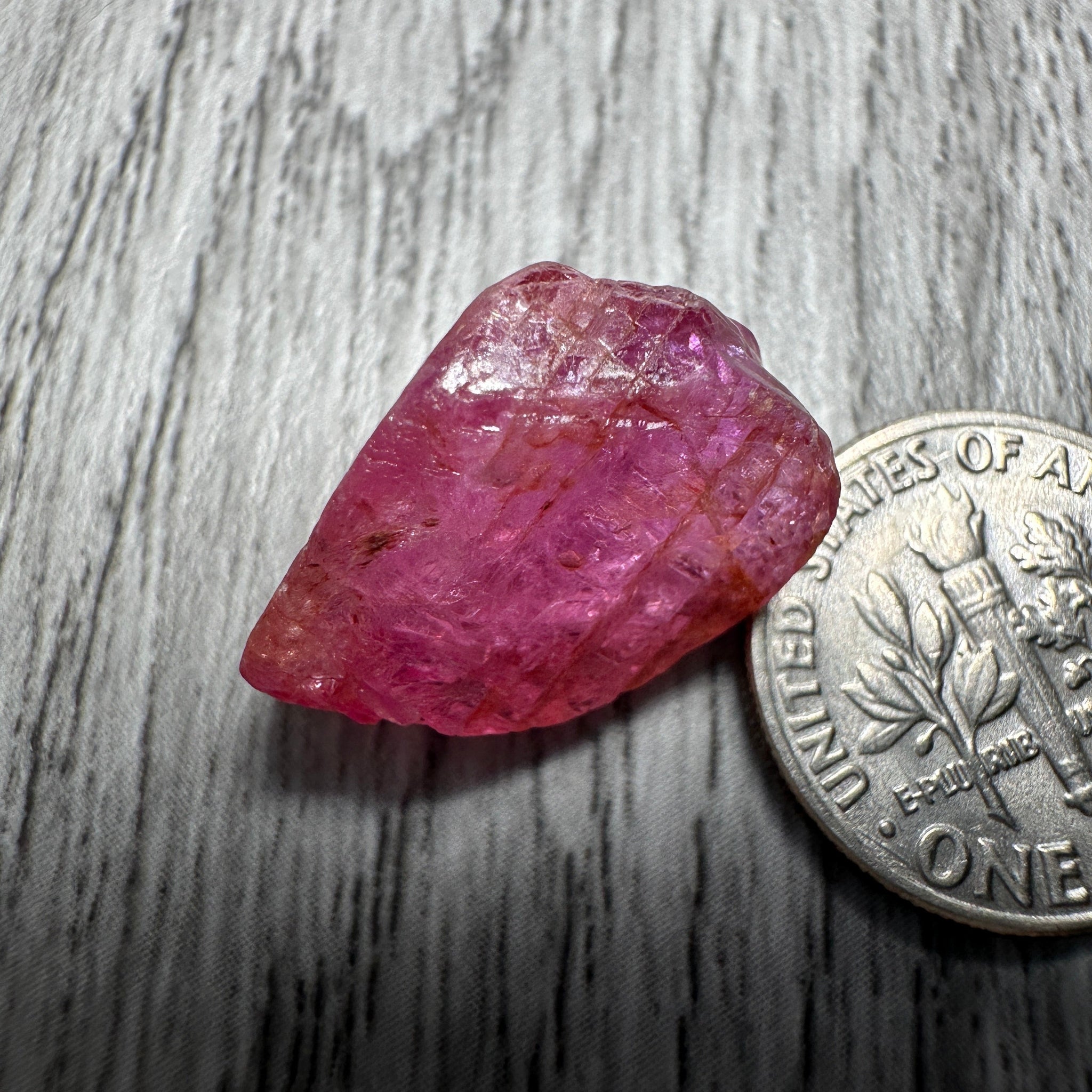 Sapphire Ruby Crystal, 20.23ct, Morogoro, Tanzania, Untreated Unheated. 18 x 12 x 9 mm, specimen/cab or facet it