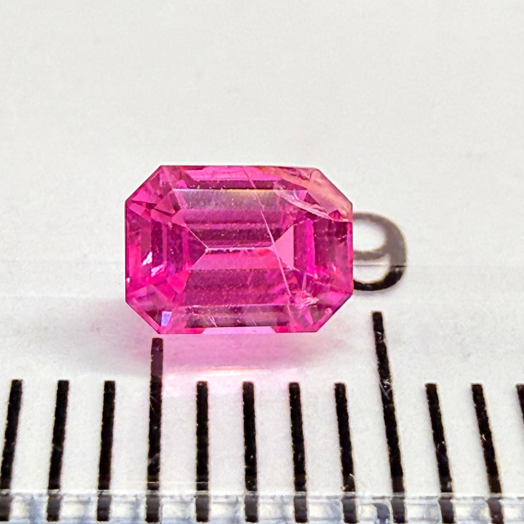 Sapphire, 0.49ct, Tanzania, Untreated Unheated, colour seems to be both reddish and pinkish at the same time