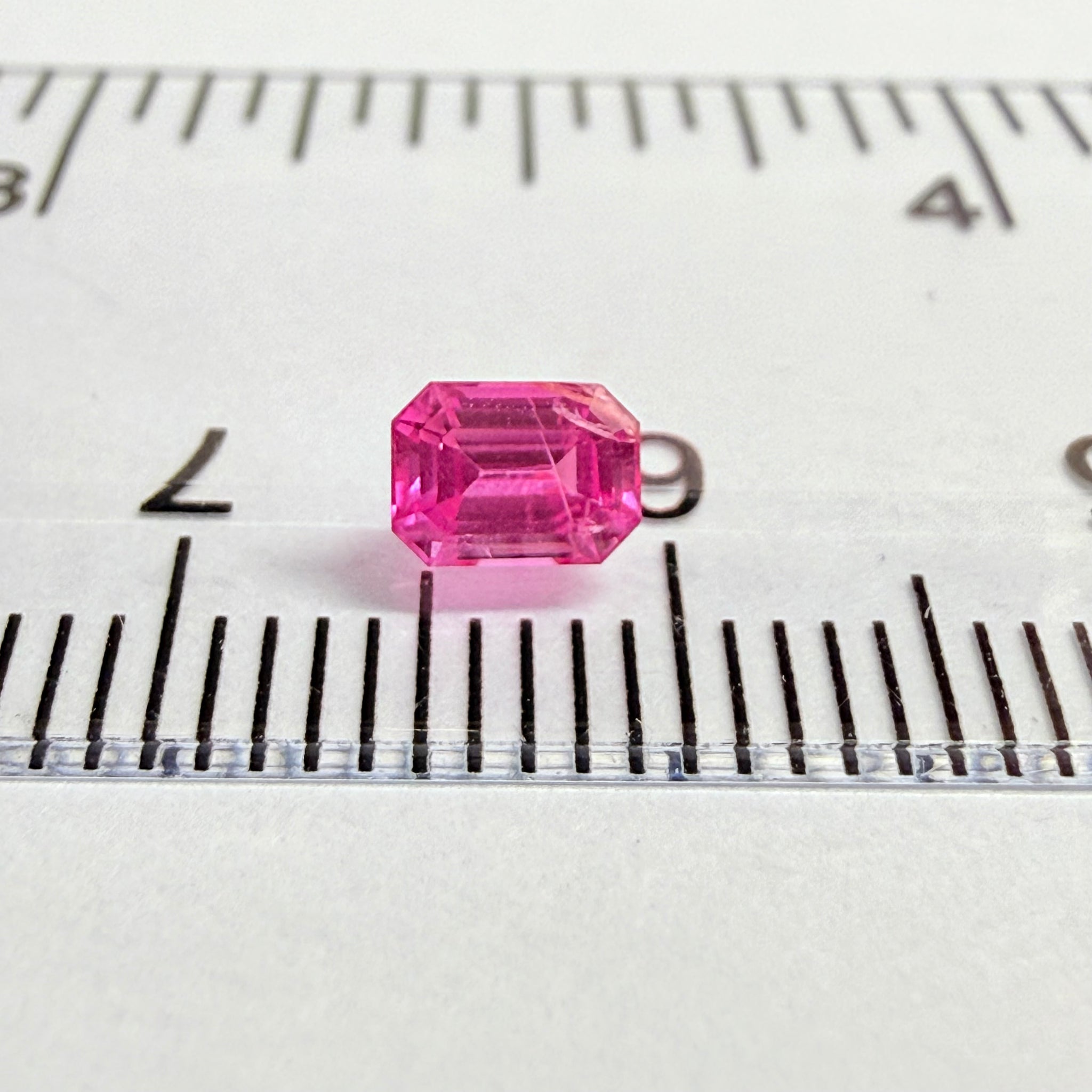 Sapphire, 0.49ct, Tanzania, Untreated Unheated, colour seems to be both reddish and pinkish at the same time