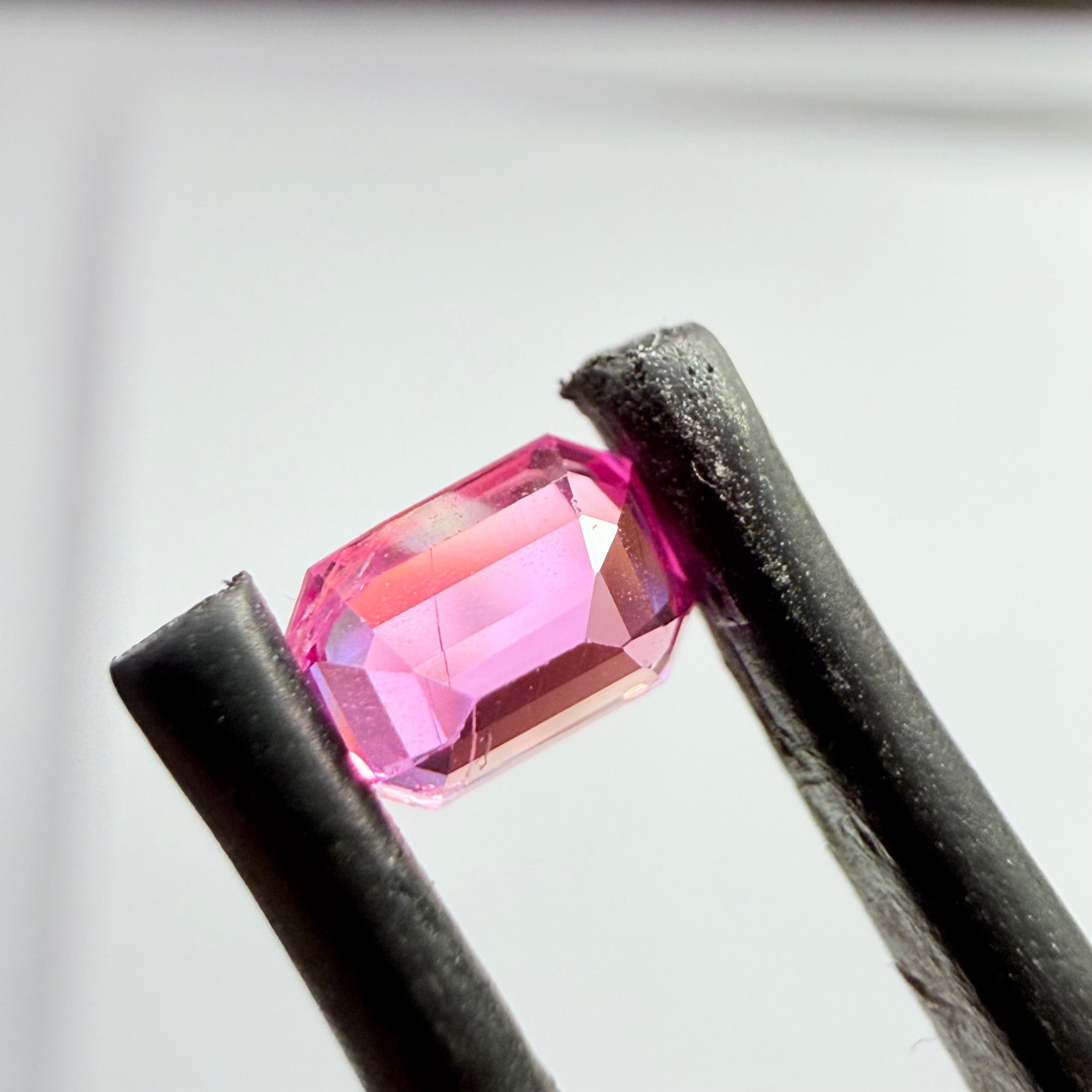 Sapphire, 0.49ct, Tanzania, Untreated Unheated, colour seems to be both reddish and pinkish at the same time