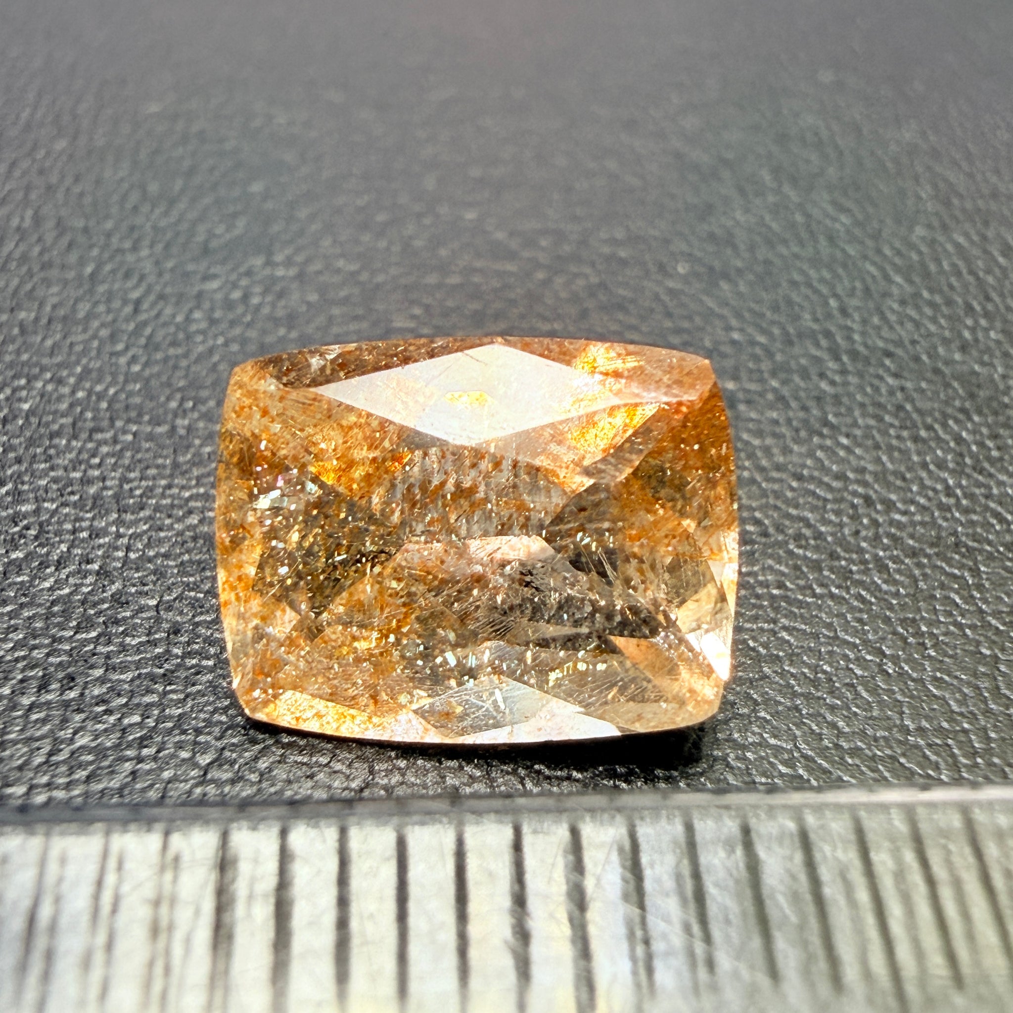 Confetti Sunstone, 2.70ct, Tanzania, Untreated Unheated