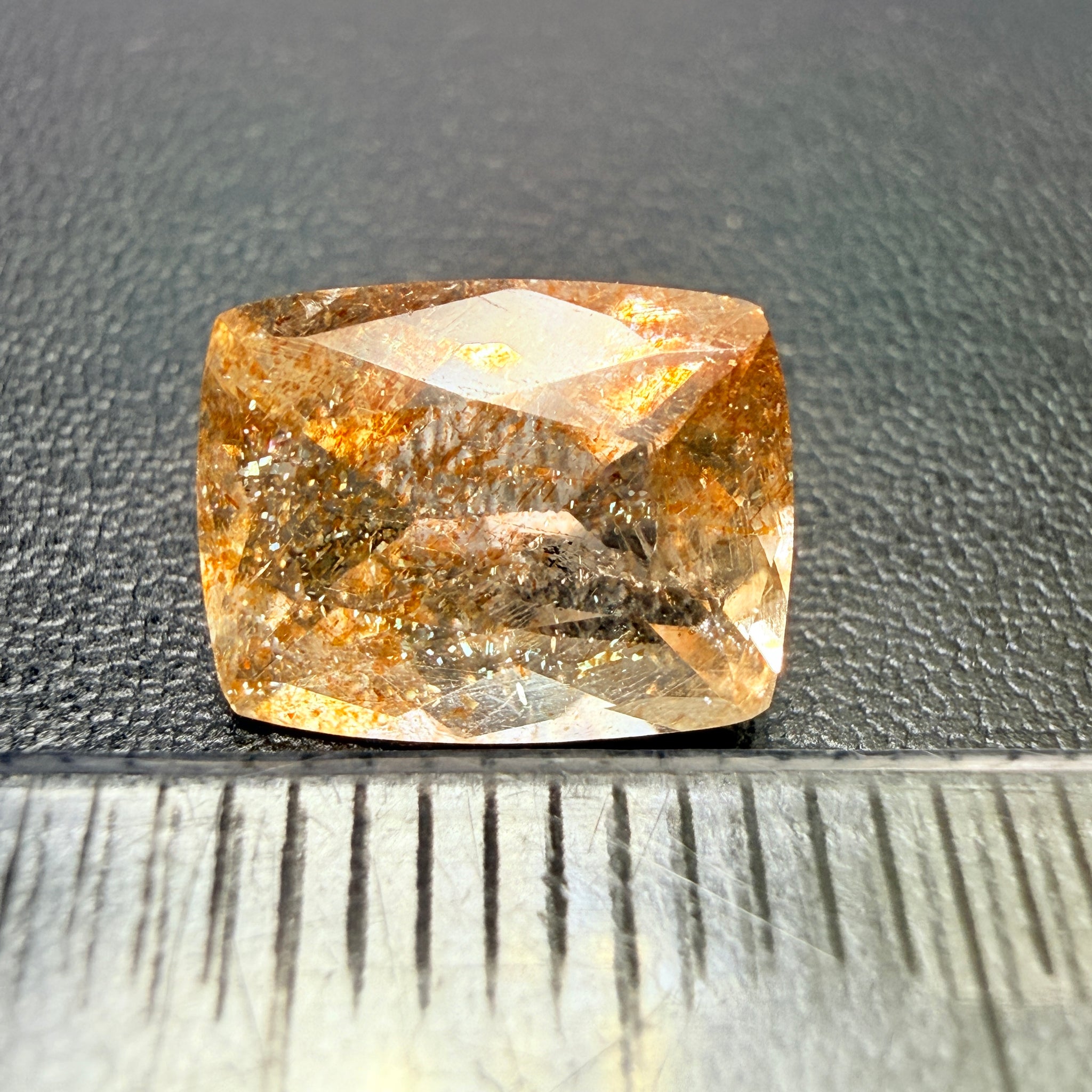 Confetti Sunstone, 2.70ct, Tanzania, Untreated Unheated