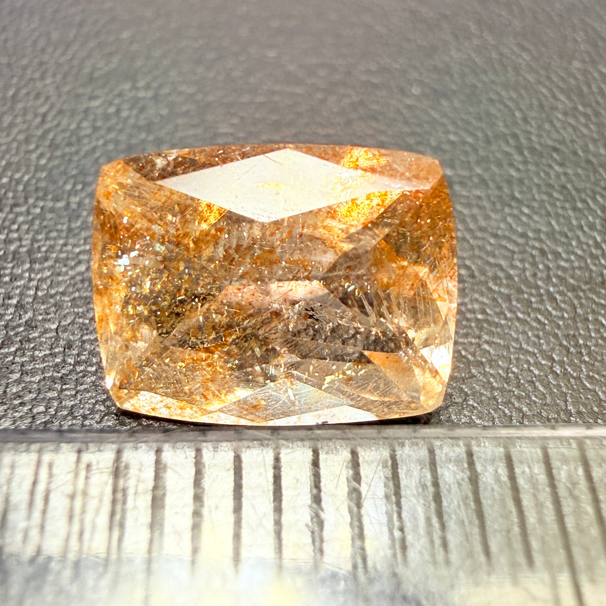 Confetti Sunstone, 2.70ct, Tanzania, Untreated Unheated
