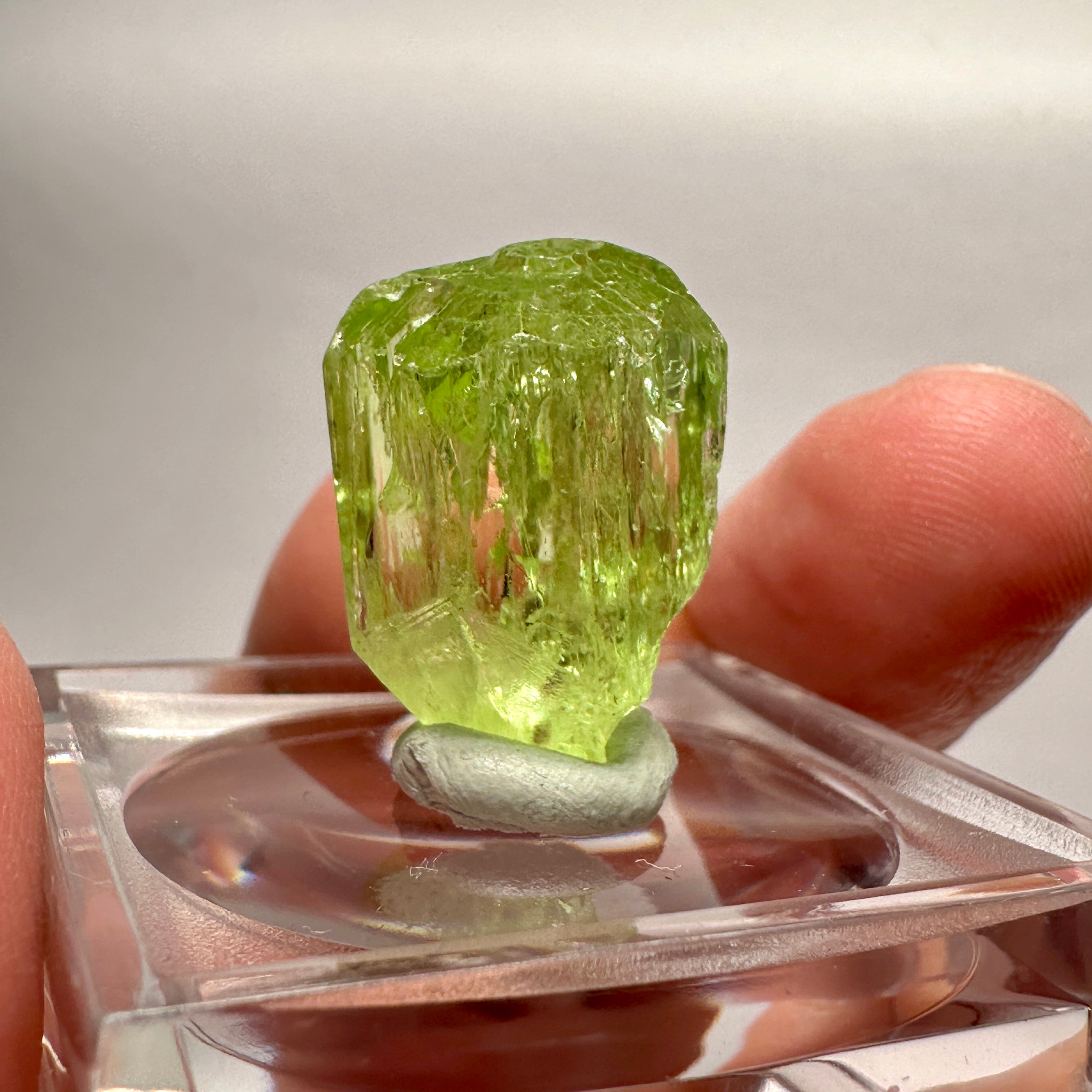30.00ct Diopside Crystal, Merelani, Tanzania, Untreated Unheated. 20.2 x 14.5 x 9.7mm