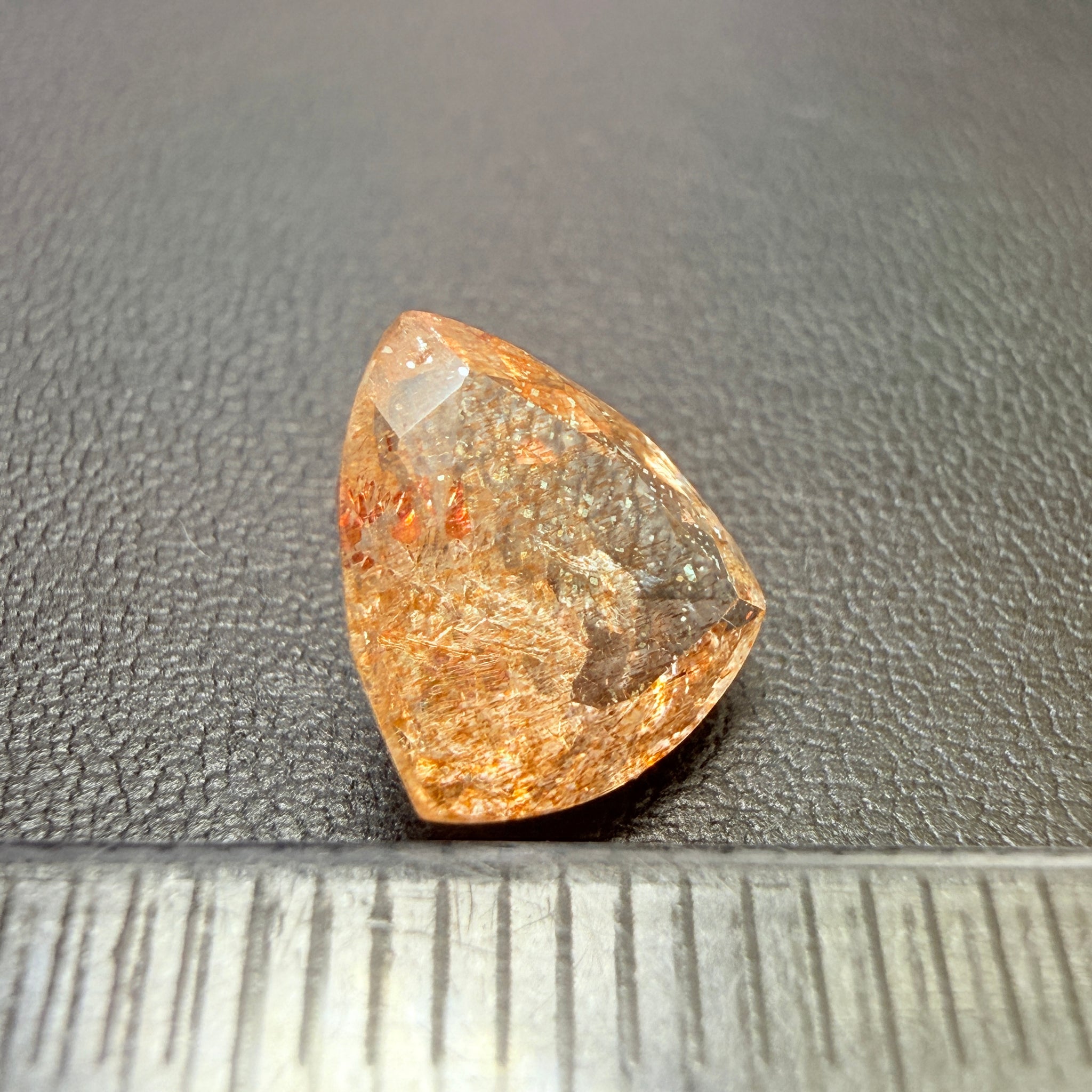 Confetti Sunstone, 2.30ct, Tanzania, Untreated Unheated