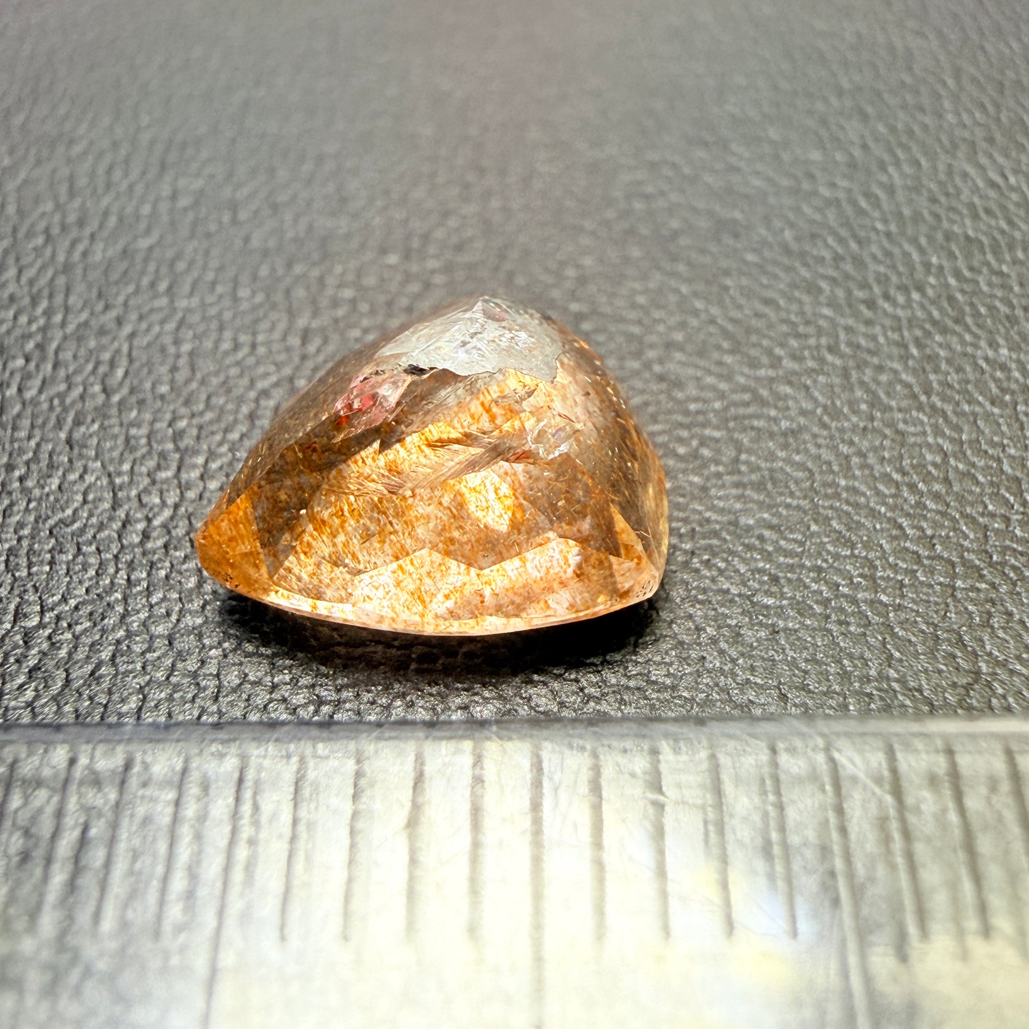 Confetti Sunstone, 2.30ct, Tanzania, Untreated Unheated