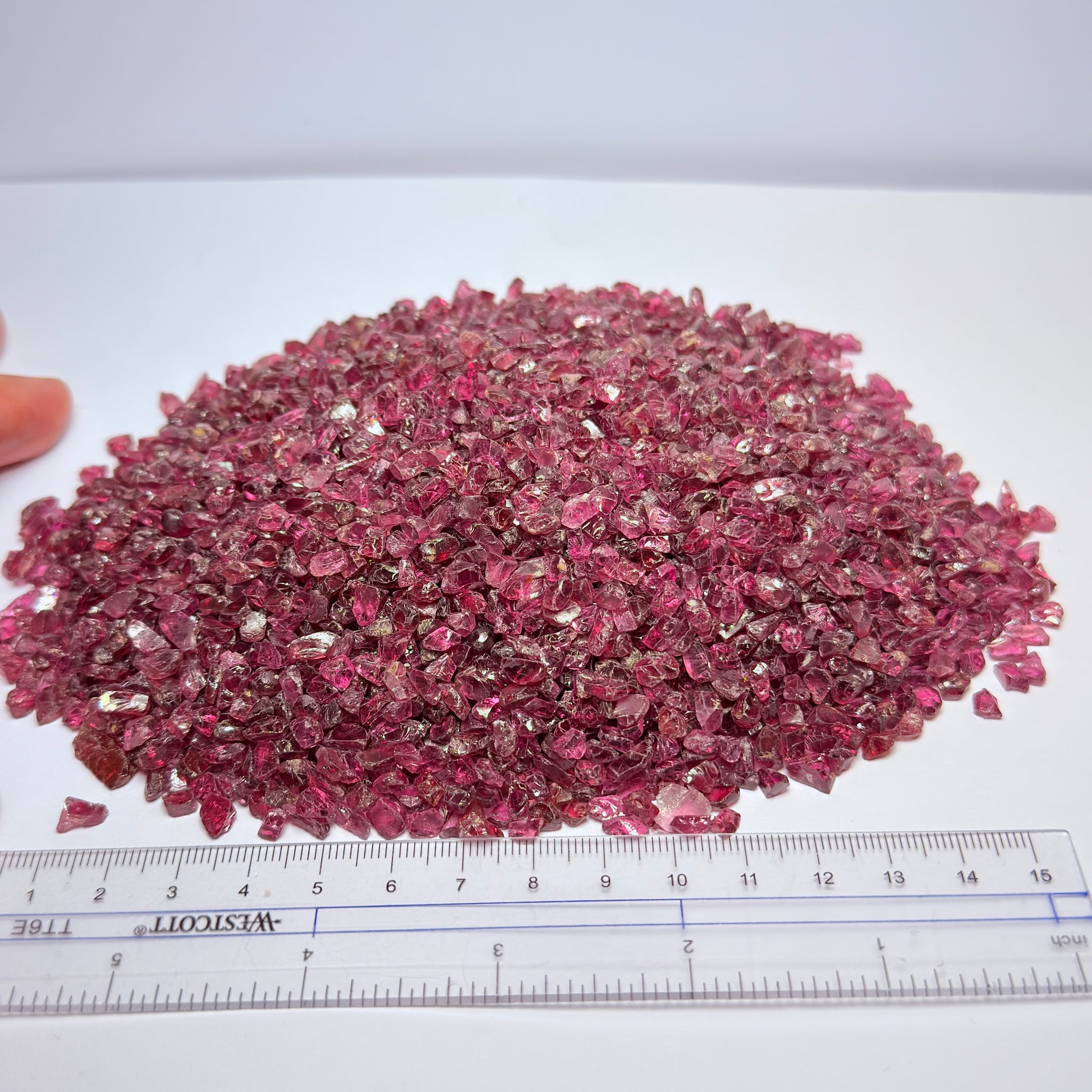 Melee Umbalite Garnet Rough Lot, 530gm / 2650ct, Umba Valley, Tanzania, Untreated Unheated, 0.82ct average, use for melee or set in jewellery as is, look at that colour!