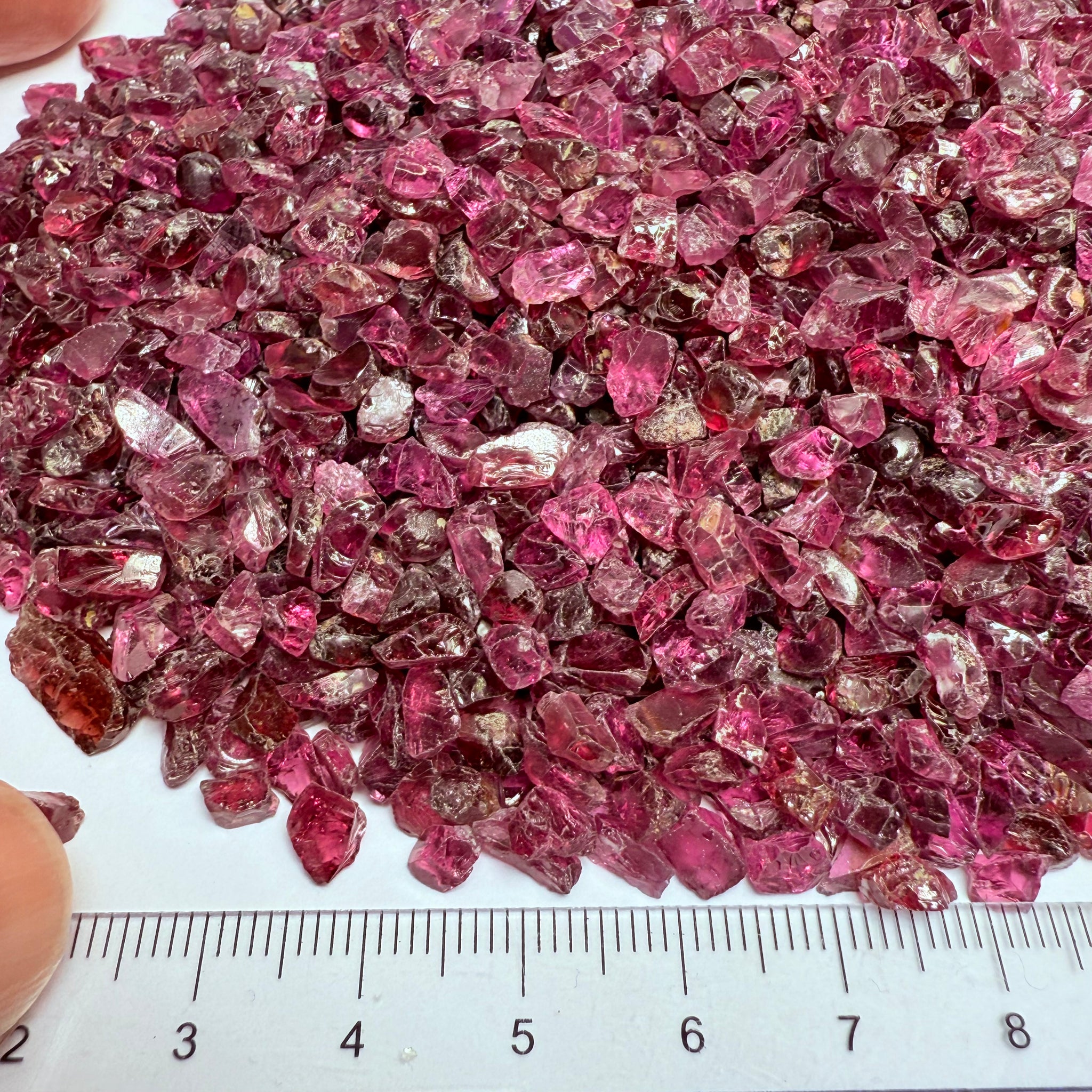 Melee Umbalite Garnet Rough Lot, 530gm / 2650ct, Umba Valley, Tanzania, Untreated Unheated, 0.82ct average, use for melee or set in jewellery as is, look at that colour!