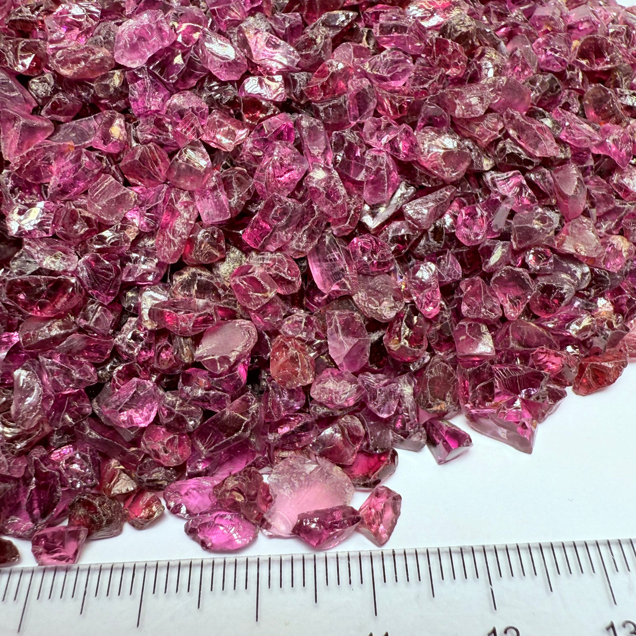 Melee Umbalite Garnet Rough Lot, 530gm / 2650ct, Umba Valley, Tanzania, Untreated Unheated, 0.82ct average, use for melee or set in jewellery as is, look at that colour!