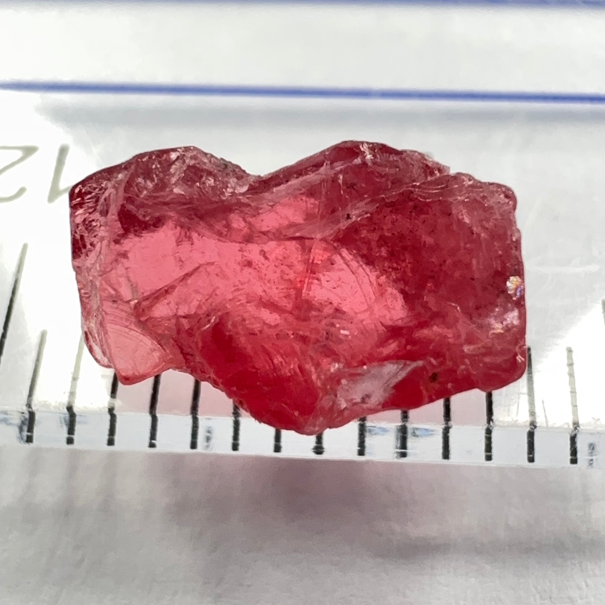 Spinel, 2.53ct, Mahenge, Untreated Unheated, very slight veils, slight cracks on the outside need to be removed on disk